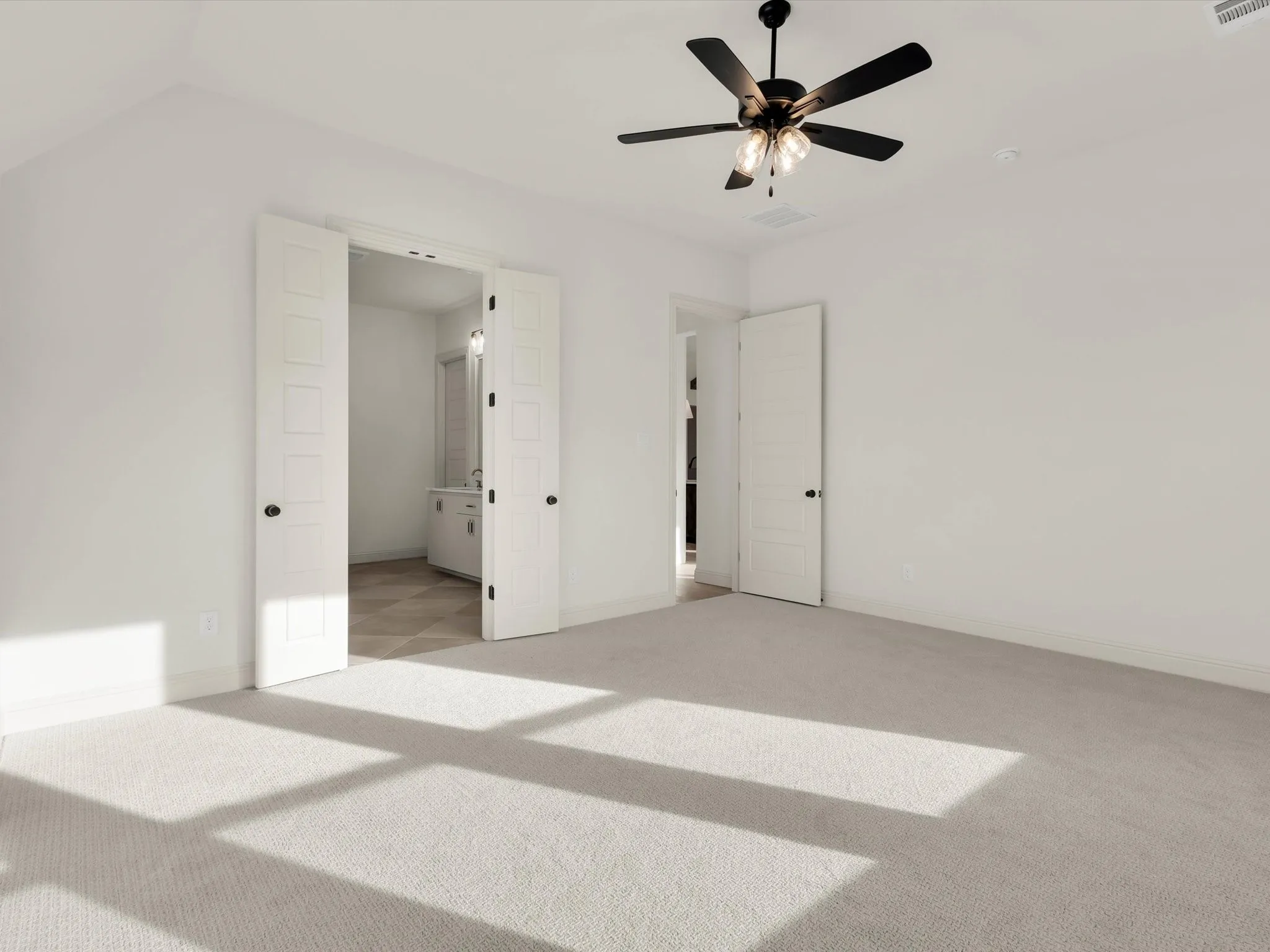 Single Family Residence For Sale in Parker County , 1013 Silver Sage, Weatherford, Texas 76085, 4 Bedroom, 3 Bathroom, 3 Garage spaces, 2,815 Sqft, built in 2025, mls#21329422, Real Estate Agent in Weatherford, Homes For Sale in Parker county, Homes For Sale in Weatherford, Realtor in Weatherford Texas, Real Estate Brokerage Independent Realty Texas, Luminita Cordes Realtor