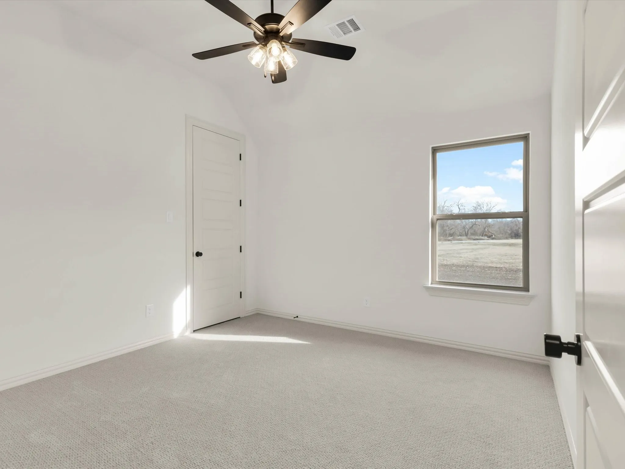 Single Family Residence For Sale in Parker County , 1013 Silver Sage, Weatherford, Texas 76085, 4 Bedroom, 3 Bathroom, 3 Garage spaces, 2,815 Sqft, built in 2025, mls#21329422, Real Estate Agent in Weatherford, Homes For Sale in Parker county, Homes For Sale in Weatherford, Realtor in Weatherford Texas, Real Estate Brokerage Independent Realty Texas, Luminita Cordes Realtor
