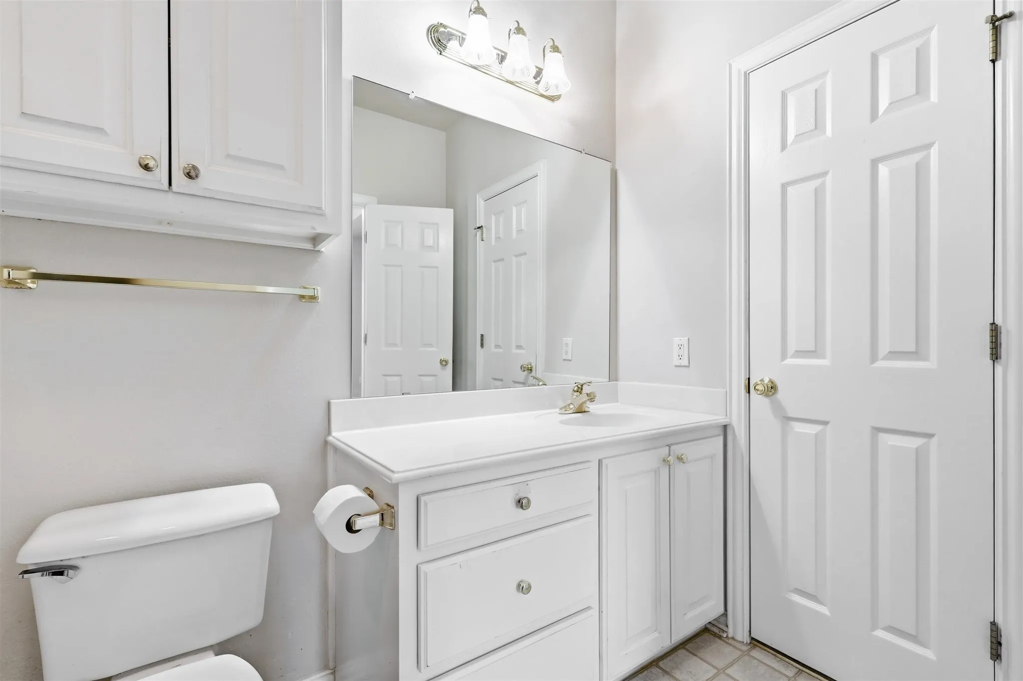 Hall bath.