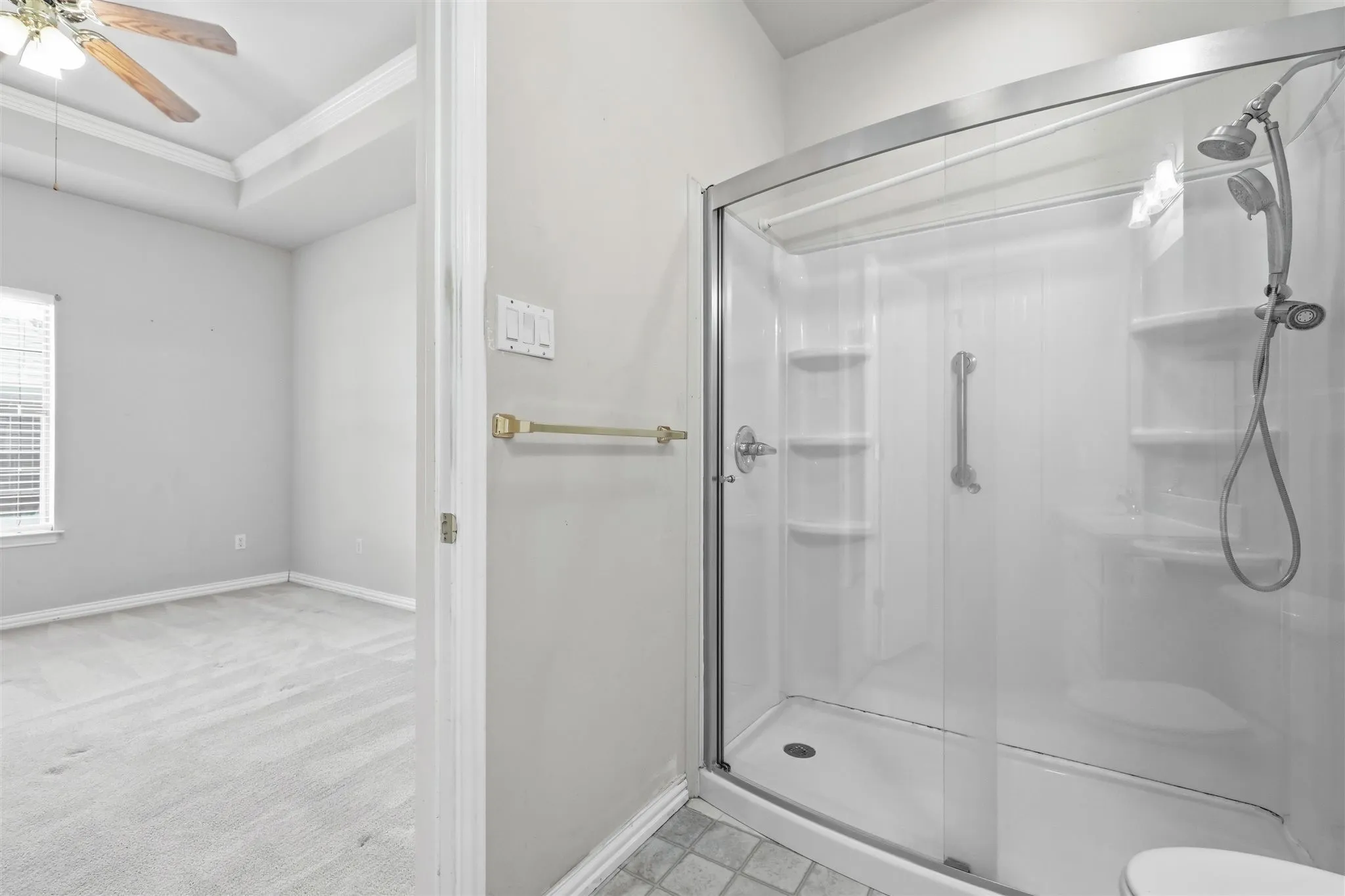 Single Family Residence For Sale in Wise County , 2103 Fair Oaks Drive, Bridgeport, Texas 76426, 3 Bedroom, 2 Bathroom, 2 Garage spaces, 1,671 Sqft, built in 2000, Price $325,000, mls#21339021, Real Estate Agent in Bridgeport, Homes For Sale in Wise county, Homes For Sale in Bridgeport, Realtor in Bridgeport Texas, Real Estate Brokerage Independent Realty Texas, Luminita Cordes Realtor