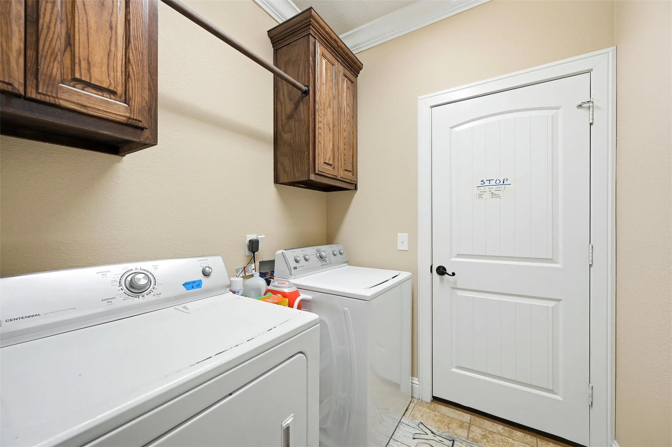 Single Family Residence For Sale in Grayson County , 21 Lone Oak Boulevard, Pottsboro, Texas 75076, 3 Bedroom, 3 Bathroom, 2 Garage spaces, 2,171 Sqft, built in 2015, mls#21339279, Real Estate Agent in Pottsboro, Homes For Sale in Grayson county, Homes For Sale in Pottsboro, Realtor in Pottsboro Texas, Real Estate Brokerage Independent Realty Texas, Luminita Cordes Realtor