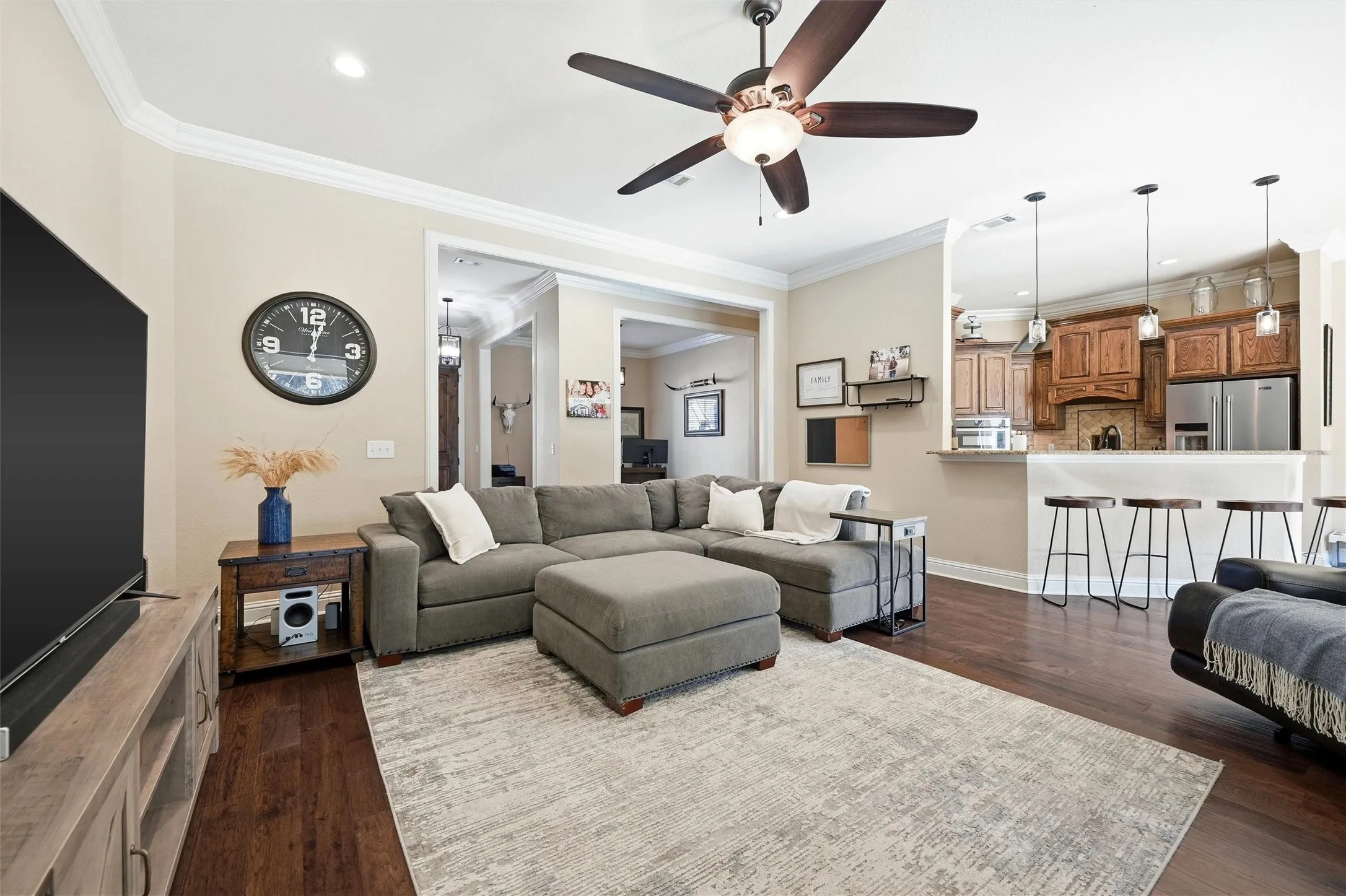 Single Family Residence For Sale in Grayson County , 21 Lone Oak Boulevard, Pottsboro, Texas 75076, 3 Bedroom, 3 Bathroom, 2 Garage spaces, 2,171 Sqft, built in 2015, mls#21339279, Real Estate Agent in Pottsboro, Homes For Sale in Grayson county, Homes For Sale in Pottsboro, Realtor in Pottsboro Texas, Real Estate Brokerage Independent Realty Texas, Luminita Cordes Realtor