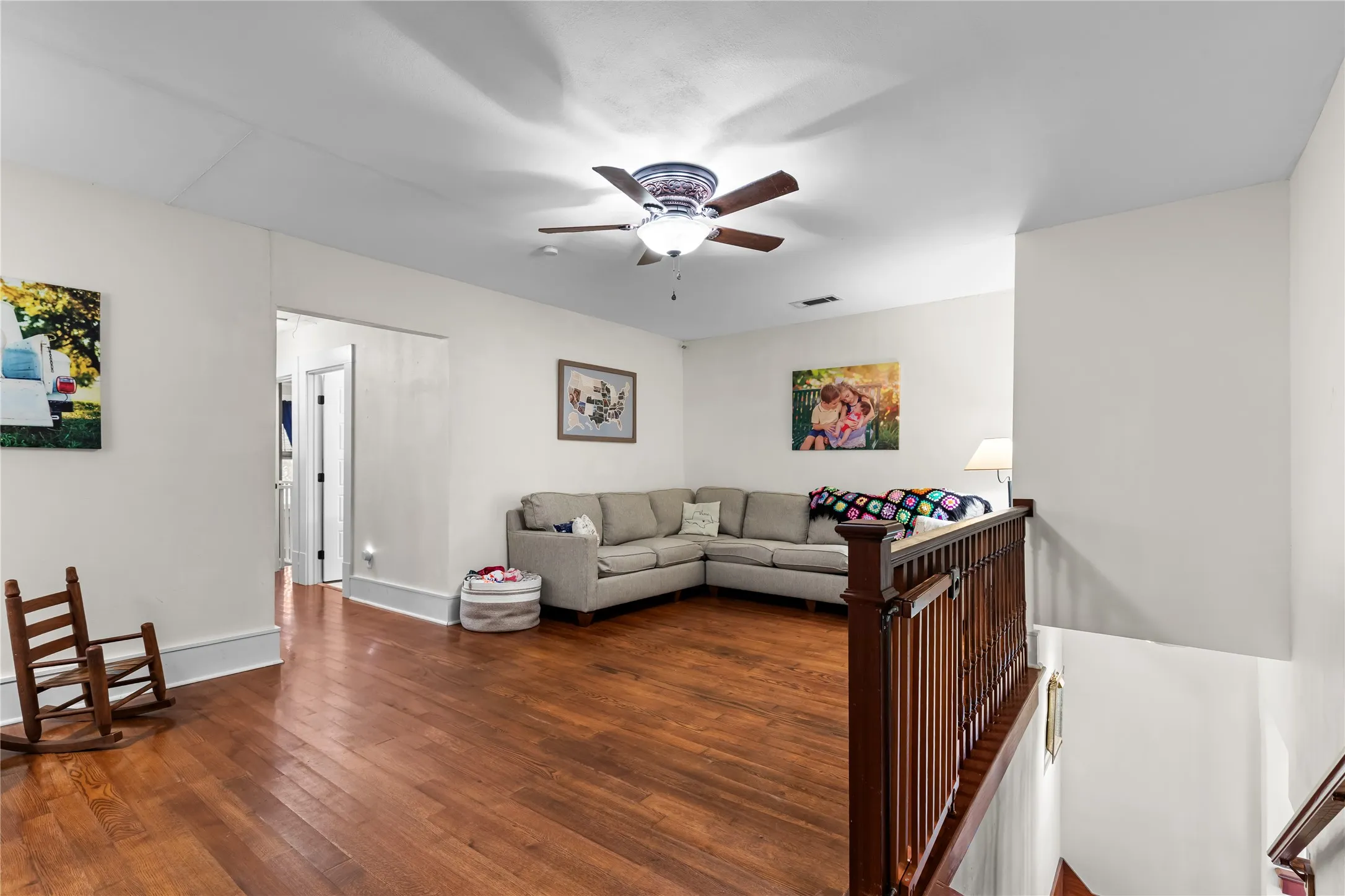 Single Family Residence For Sale in Grayson County , 1319 S Crockett Street, Sherman, Texas 75090, 4 Bedroom, 2 Bathroom, 2 Garage spaces, 3,229 Sqft, built in 1900, mls#21339284, Real Estate Agent in Sherman, Homes For Sale in Grayson county, Homes For Sale in Sherman, Realtor in Sherman Texas, Real Estate Brokerage Independent Realty Texas, Luminita Cordes Realtor
