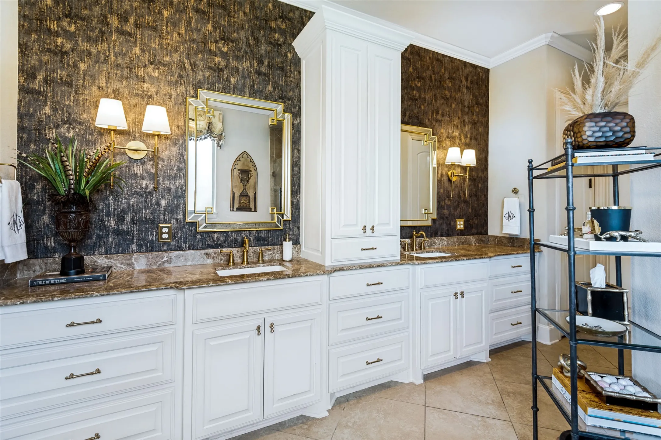 Single Family Residence For Sale in Rockwall County , 121 Brentwood Drive, Heath, Texas 75032, 4 Bedroom, 3 Bathroom, 3 Garage spaces, 3,267 Sqft, built in 2013, mls#21333989, Real Estate Agent in Heath, Homes For Sale in Rockwall county, Homes For Sale in Heath, Realtor in Heath Texas, Real Estate Brokerage Independent Realty Texas, Luminita Cordes Realtor