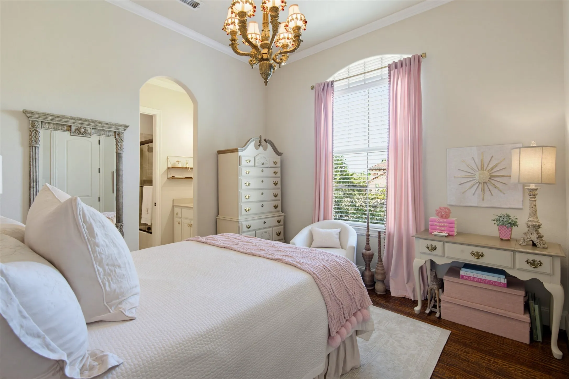 Single Family Residence For Sale in Rockwall County , 121 Brentwood Drive, Heath, Texas 75032, 4 Bedroom, 3 Bathroom, 3 Garage spaces, 3,267 Sqft, built in 2013, mls#21333989, Real Estate Agent in Heath, Homes For Sale in Rockwall county, Homes For Sale in Heath, Realtor in Heath Texas, Real Estate Brokerage Independent Realty Texas, Luminita Cordes Realtor