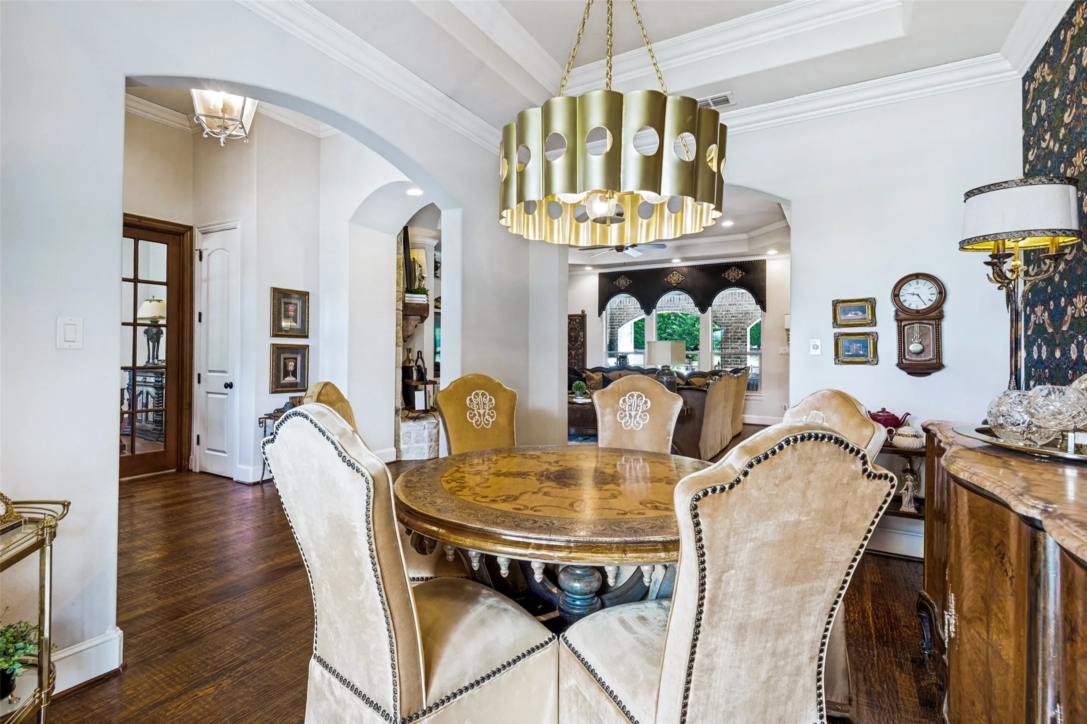 Single Family Residence For Sale in Rockwall County , 121 Brentwood Drive, Heath, Texas 75032, 4 Bedroom, 3 Bathroom, 3 Garage spaces, 3,267 Sqft, built in 2013, mls#21333989, Real Estate Agent in Heath, Homes For Sale in Rockwall county, Homes For Sale in Heath, Realtor in Heath Texas, Real Estate Brokerage Independent Realty Texas, Luminita Cordes Realtor