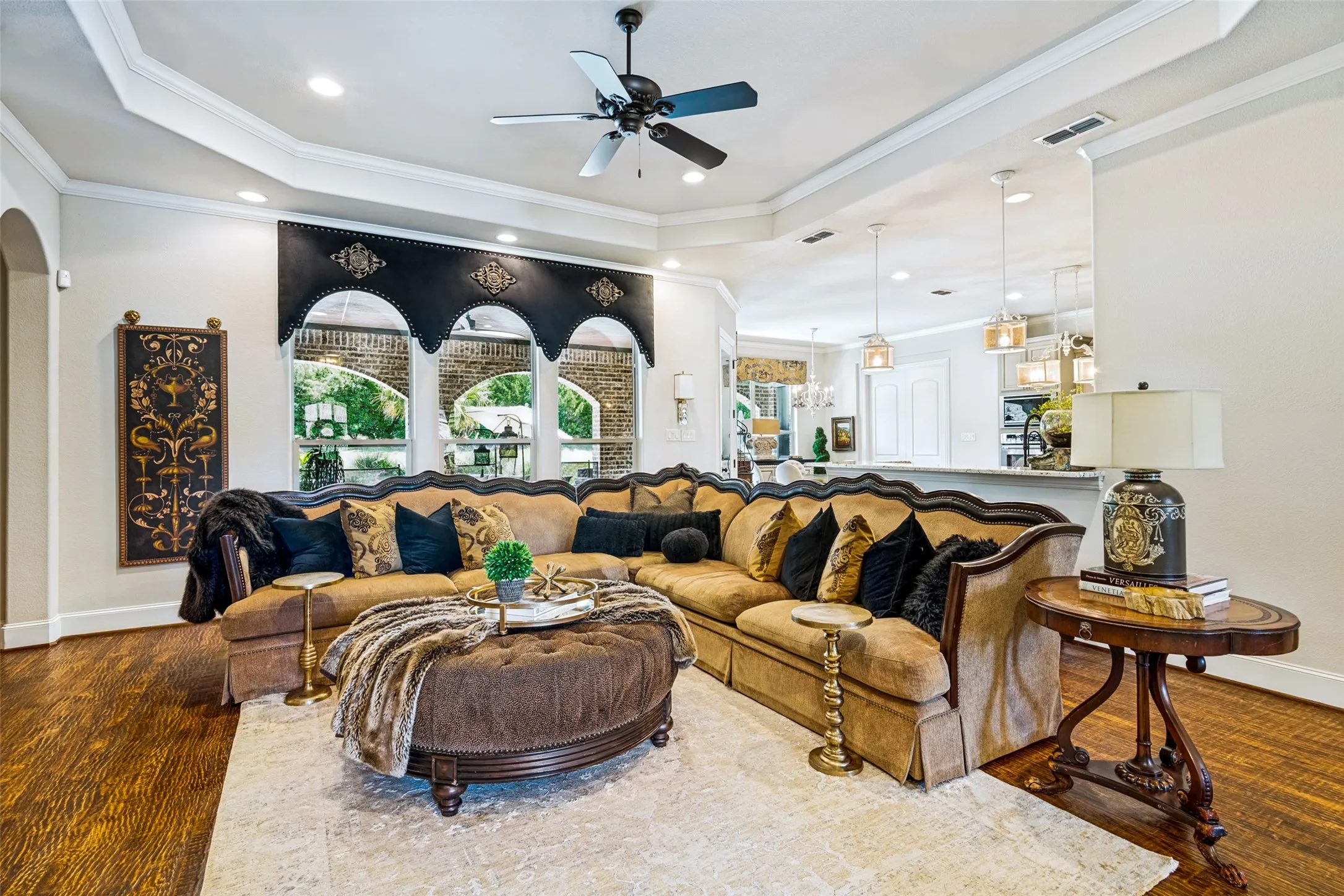 Single Family Residence For Sale in Rockwall County , 121 Brentwood Drive, Heath, Texas 75032, 4 Bedroom, 3 Bathroom, 3 Garage spaces, 3,267 Sqft, built in 2013, mls#21333989, Real Estate Agent in Heath, Homes For Sale in Rockwall county, Homes For Sale in Heath, Realtor in Heath Texas, Real Estate Brokerage Independent Realty Texas, Luminita Cordes Realtor