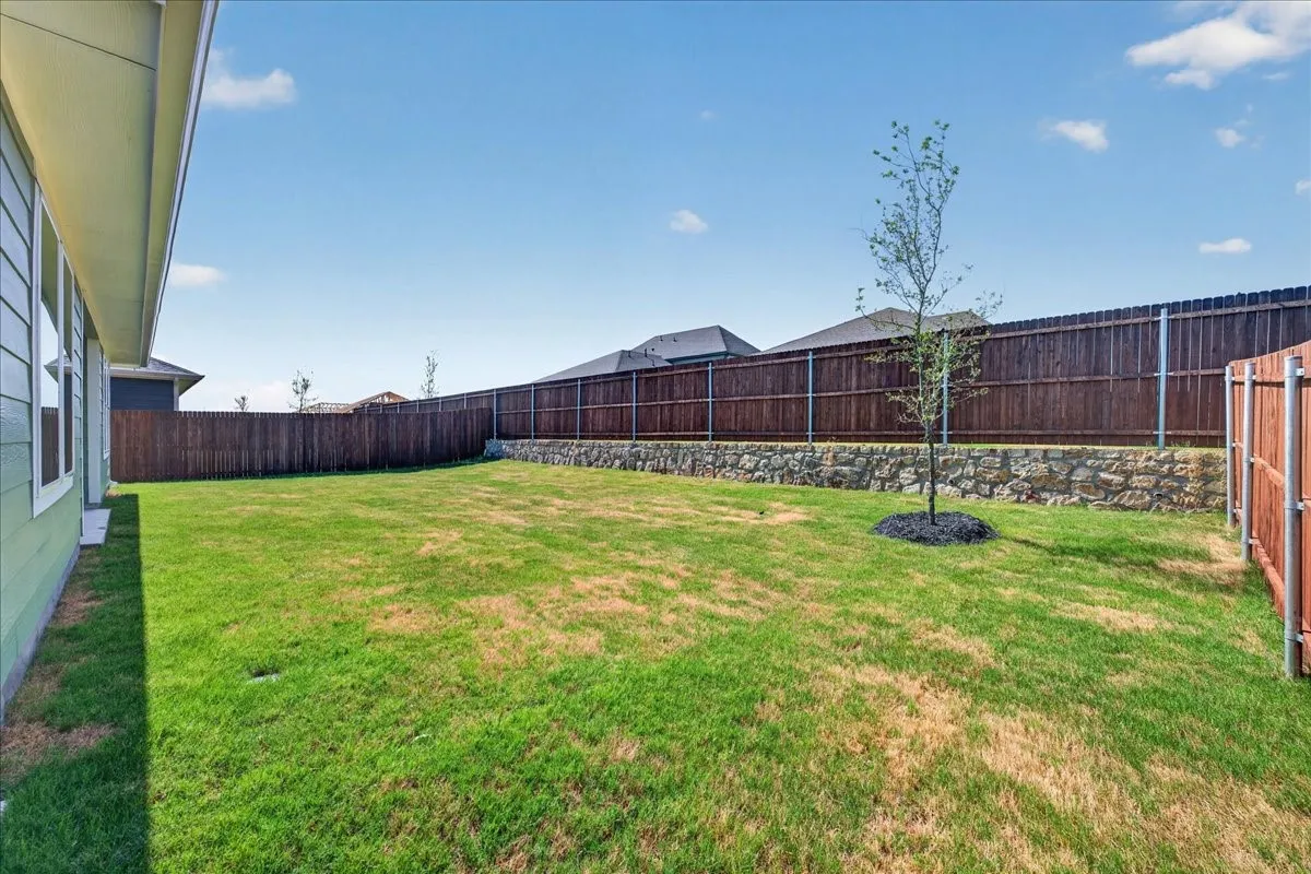 Single Family Residence For Rent in Cooke County , 717 Sweet Pea, Pilot Point, Texas 76258, 3 Bedroom, 2 Bathroom, 2 Garage spaces, 1,601 Sqft, built in 2026, mls#21337317, Real Estate Agent in Pilot Point, Homes For Rent in Cooke county, Homes For Rent in Pilot Point, Realtor in Pilot Point Texas, Real Estate Brokerage Independent Realty Texas, Luminita Cordes Realtor