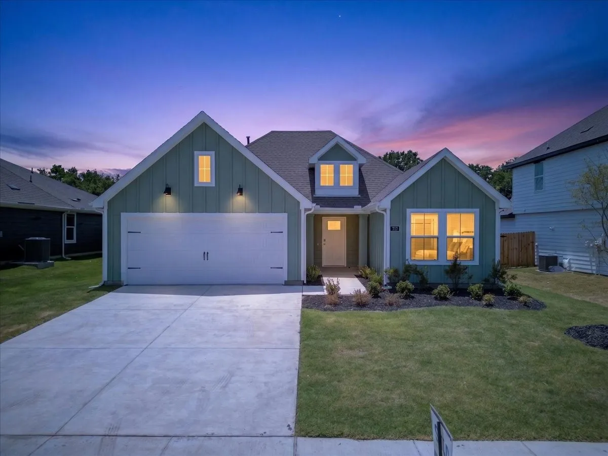 Single Family Residence For Rent in Cooke County , 717 Sweet Pea, Pilot Point, Texas 76258, 3 Bedroom, 2 Bathroom, 2 Garage spaces, 1,601 Sqft, built in 2026, mls#21337317, Real Estate Agent in Pilot Point, Homes For Rent in Cooke county, Homes For Rent in Pilot Point, Realtor in Pilot Point Texas, Real Estate Brokerage Independent Realty Texas, Luminita Cordes Realtor