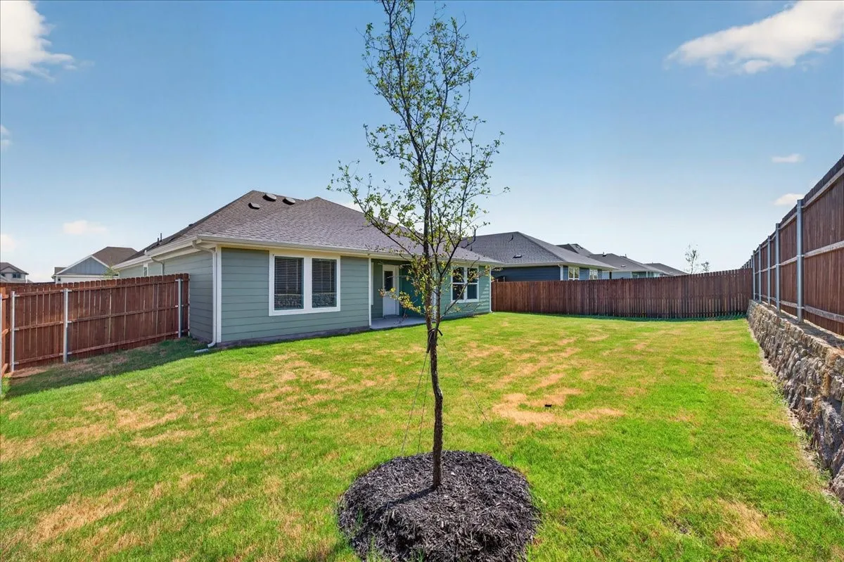 Single Family Residence For Rent in Cooke County , 717 Sweet Pea, Pilot Point, Texas 76258, 3 Bedroom, 2 Bathroom, 2 Garage spaces, 1,601 Sqft, built in 2026, mls#21337317, Real Estate Agent in Pilot Point, Homes For Rent in Cooke county, Homes For Rent in Pilot Point, Realtor in Pilot Point Texas, Real Estate Brokerage Independent Realty Texas, Luminita Cordes Realtor