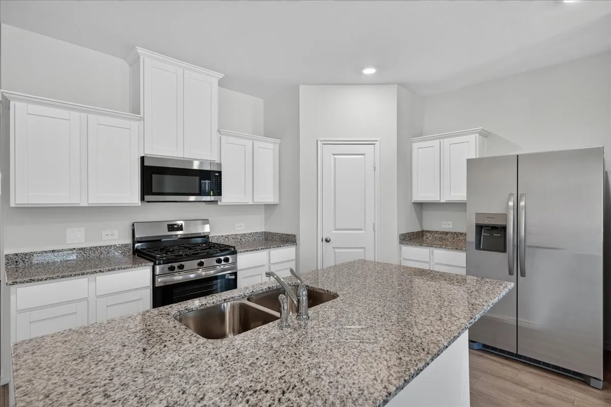 Single Family Residence For Rent in Cooke County , 717 Sweet Pea, Pilot Point, Texas 76258, 3 Bedroom, 2 Bathroom, 2 Garage spaces, 1,601 Sqft, built in 2026, mls#21337317, Real Estate Agent in Pilot Point, Homes For Rent in Cooke county, Homes For Rent in Pilot Point, Realtor in Pilot Point Texas, Real Estate Brokerage Independent Realty Texas, Luminita Cordes Realtor
