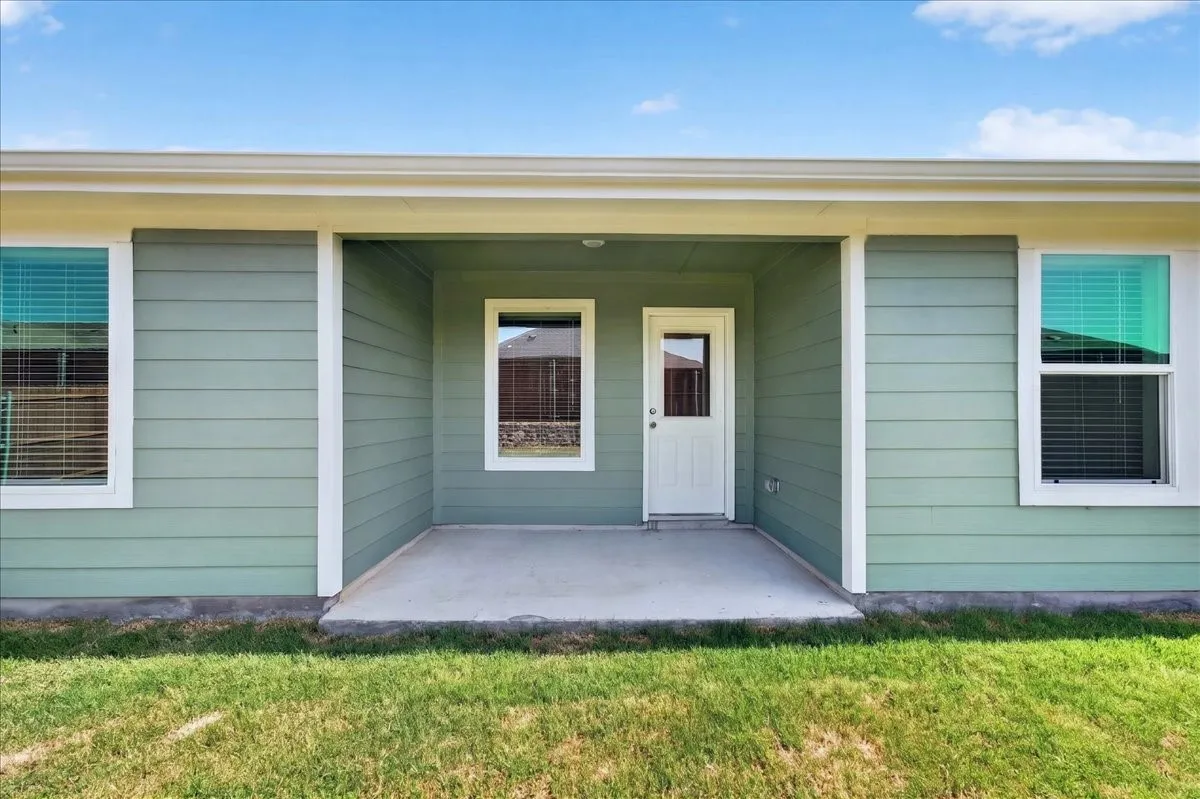 Single Family Residence For Rent in Cooke County , 717 Sweet Pea, Pilot Point, Texas 76258, 3 Bedroom, 2 Bathroom, 2 Garage spaces, 1,601 Sqft, built in 2026, mls#21337317, Real Estate Agent in Pilot Point, Homes For Rent in Cooke county, Homes For Rent in Pilot Point, Realtor in Pilot Point Texas, Real Estate Brokerage Independent Realty Texas, Luminita Cordes Realtor