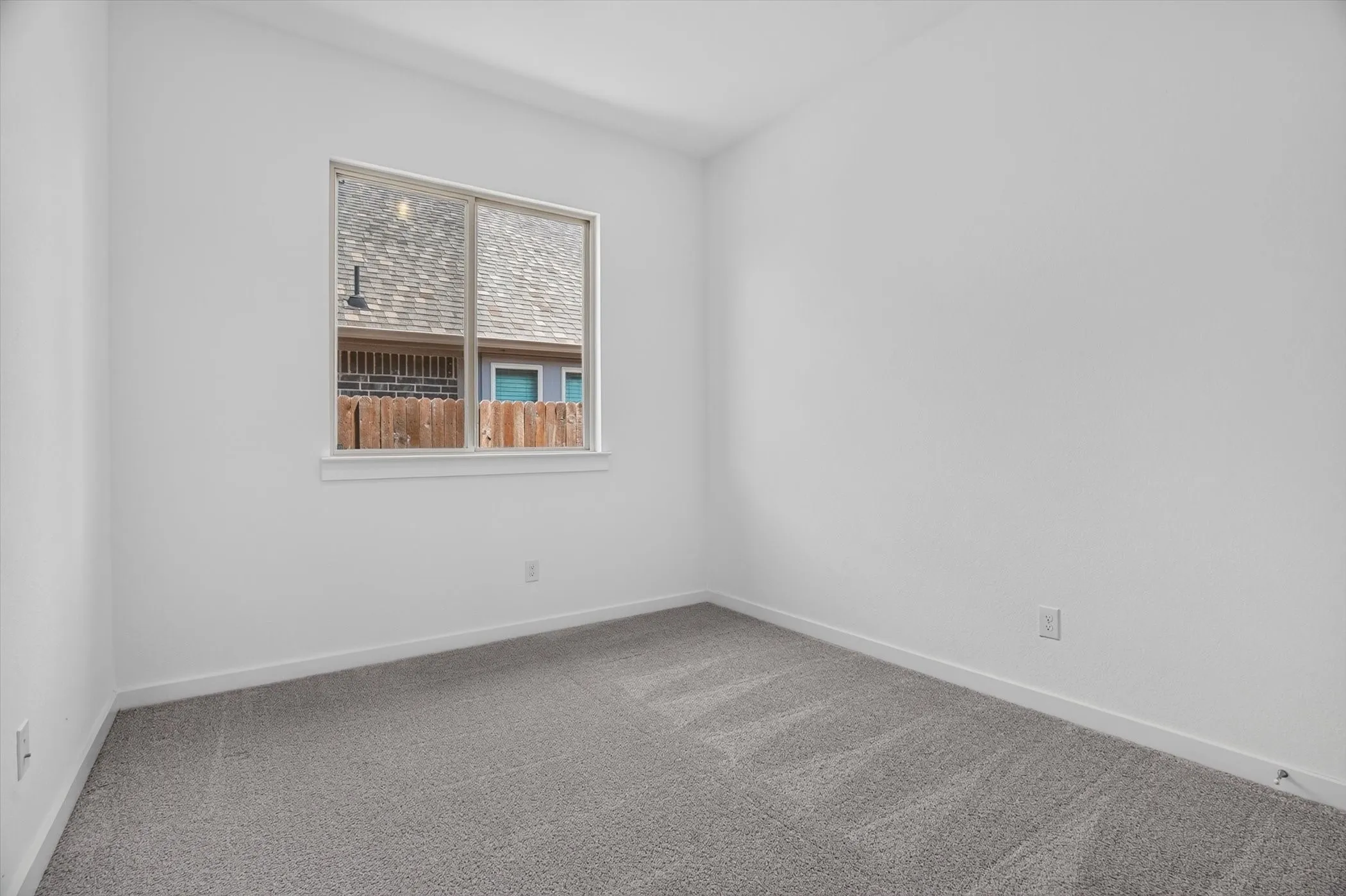 Single Family Residence For Rent in Johnson County , 620 Godley, Godley, Texas 76044, 3 Bedroom, 2 Bathroom, 2 Garage spaces, 1,717 Sqft, built in 2022, mls#21338393, Real Estate Agent in Godley, Homes For Rent in Johnson county, Homes For Rent in Godley, Realtor in Godley Texas, Real Estate Brokerage Independent Realty Texas, Luminita Cordes Realtor