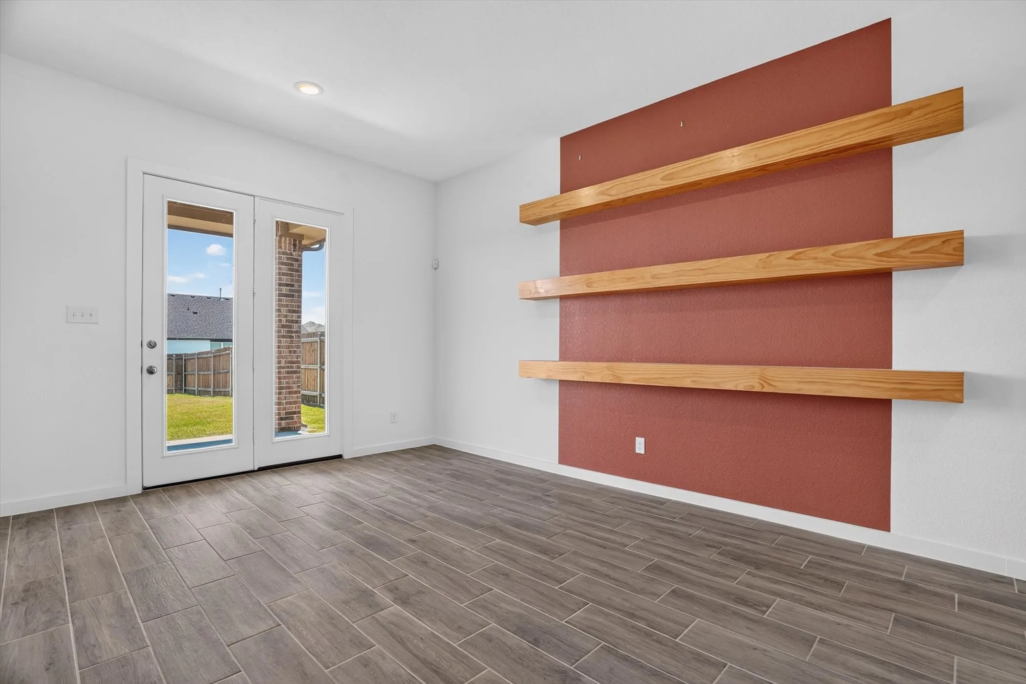 Single Family Residence For Rent in Johnson County , 620 Godley, Godley, Texas 76044, 3 Bedroom, 2 Bathroom, 2 Garage spaces, 1,717 Sqft, built in 2022, mls#21338393, Real Estate Agent in Godley, Homes For Rent in Johnson county, Homes For Rent in Godley, Realtor in Godley Texas, Real Estate Brokerage Independent Realty Texas, Luminita Cordes Realtor