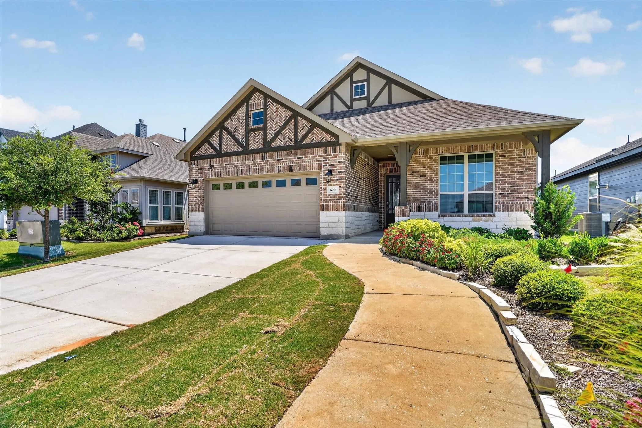 Single Family Residence For Rent in Johnson County , 620 Godley, Godley, Texas 76044, 3 Bedroom, 2 Bathroom, 2 Garage spaces, 1,717 Sqft, built in 2022, mls#21338393, Real Estate Agent in Godley, Homes For Rent in Johnson county, Homes For Rent in Godley, Realtor in Godley Texas, Real Estate Brokerage Independent Realty Texas, Luminita Cordes Realtor