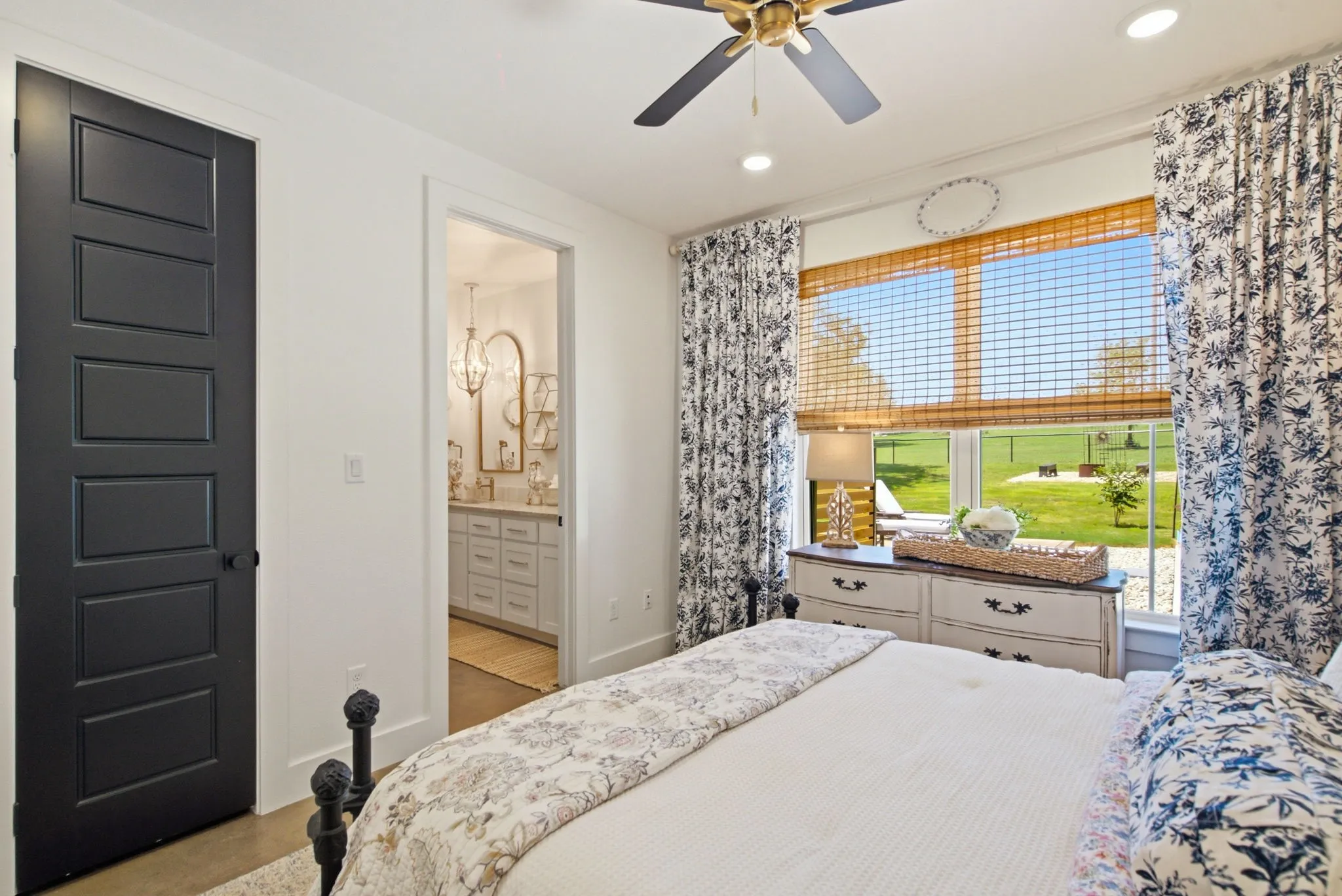Single Family Residence For Sale in Parker County , 200 Greene Road, Weatherford, Texas 76087, 4 Bedroom, 3 Bathroom, 2 Garage spaces, 2,576 Sqft, built in 2023, mls#21338096, Real Estate Agent in Weatherford, Homes For Sale in Parker county, Homes For Sale in Weatherford, Realtor in Weatherford Texas, Real Estate Brokerage Independent Realty Texas, Luminita Cordes Realtor