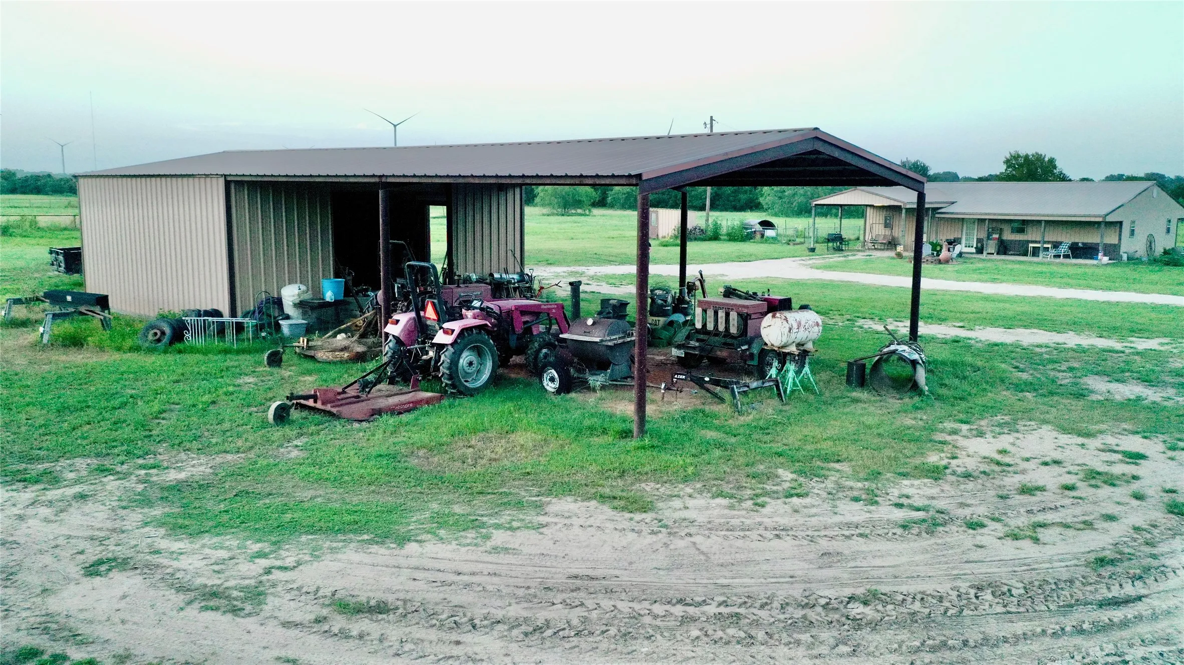 Single Family Residence For Sale in Limestone County , 1347 Lcr 152, Mount Calm, Texas 76673, 3 Bedroom, 2 Bathroom, Garage spaces, 1,628 Sqft, built in 2018, mls#21339307, Real Estate Agent in Mount Calm, Homes For Sale in Limestone county, Homes For Sale in Mount Calm, Realtor in Mount Calm Texas, Real Estate Brokerage Independent Realty Texas, Luminita Cordes Realtor