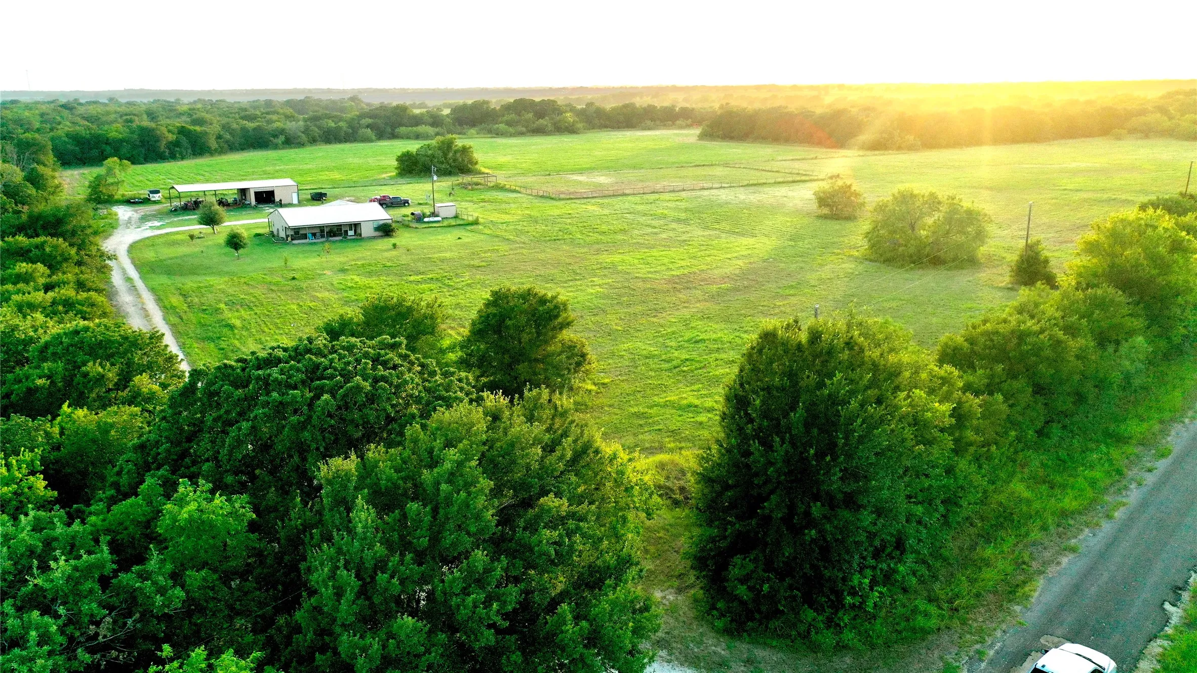 Single Family Residence For Sale in Limestone County , 1347 Lcr 152, Mount Calm, Texas 76673, 3 Bedroom, 2 Bathroom, Garage spaces, 1,628 Sqft, built in 2018, mls#21339307, Real Estate Agent in Mount Calm, Homes For Sale in Limestone county, Homes For Sale in Mount Calm, Realtor in Mount Calm Texas, Real Estate Brokerage Independent Realty Texas, Luminita Cordes Realtor