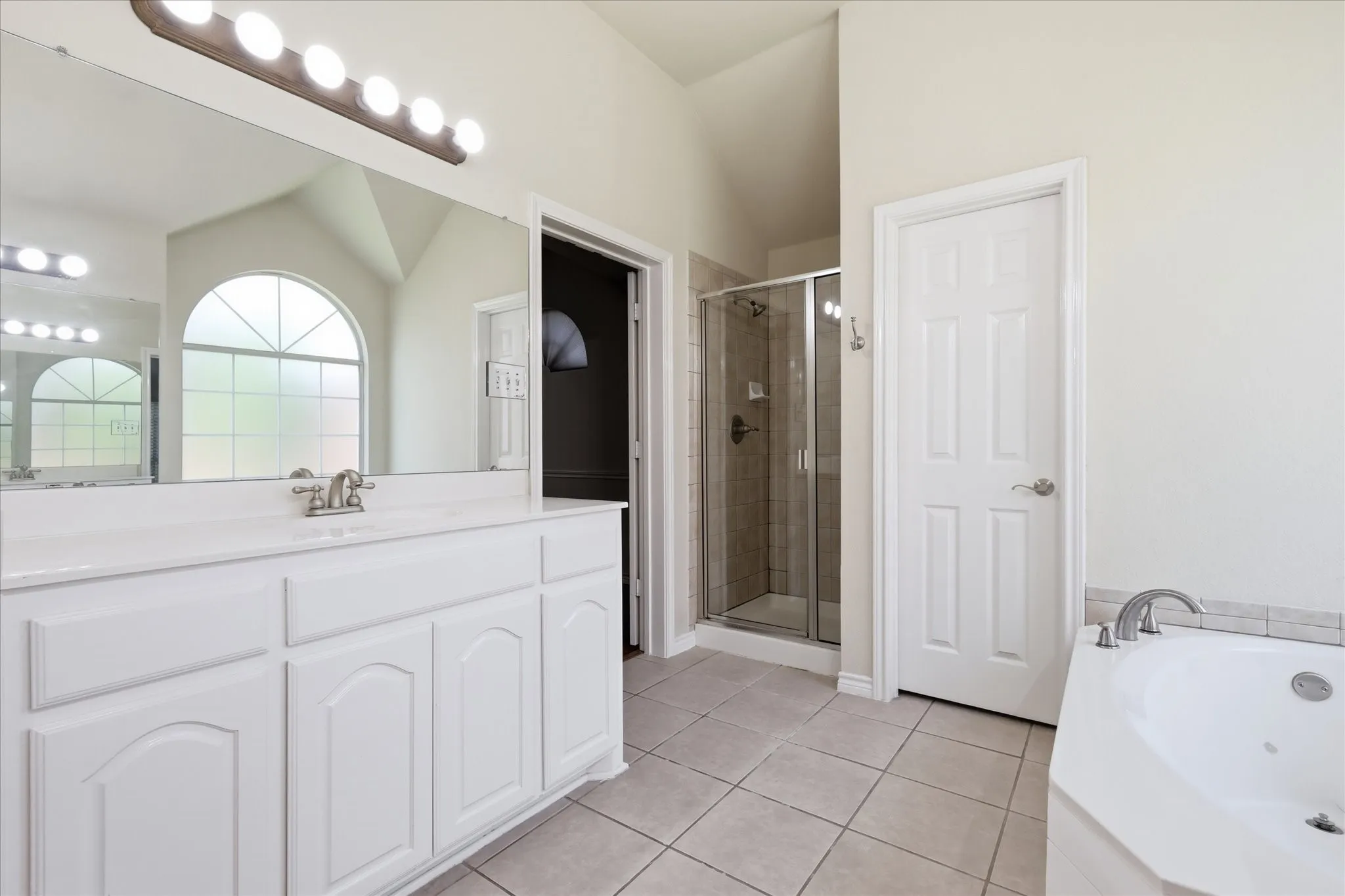 Single Family Residence For Sale in Collin County , 1021 Hyannis Street, Plano, Texas 75094, 4 Bedroom, 2 Bathroom, 2 Garage spaces, 2,401 Sqft, built in 2004, mls#21336527, Real Estate Agent in Plano, Homes For Sale in Collin county, Homes For Sale in Plano, Realtor in Plano Texas, Real Estate Brokerage Independent Realty Texas, Luminita Cordes Realtor