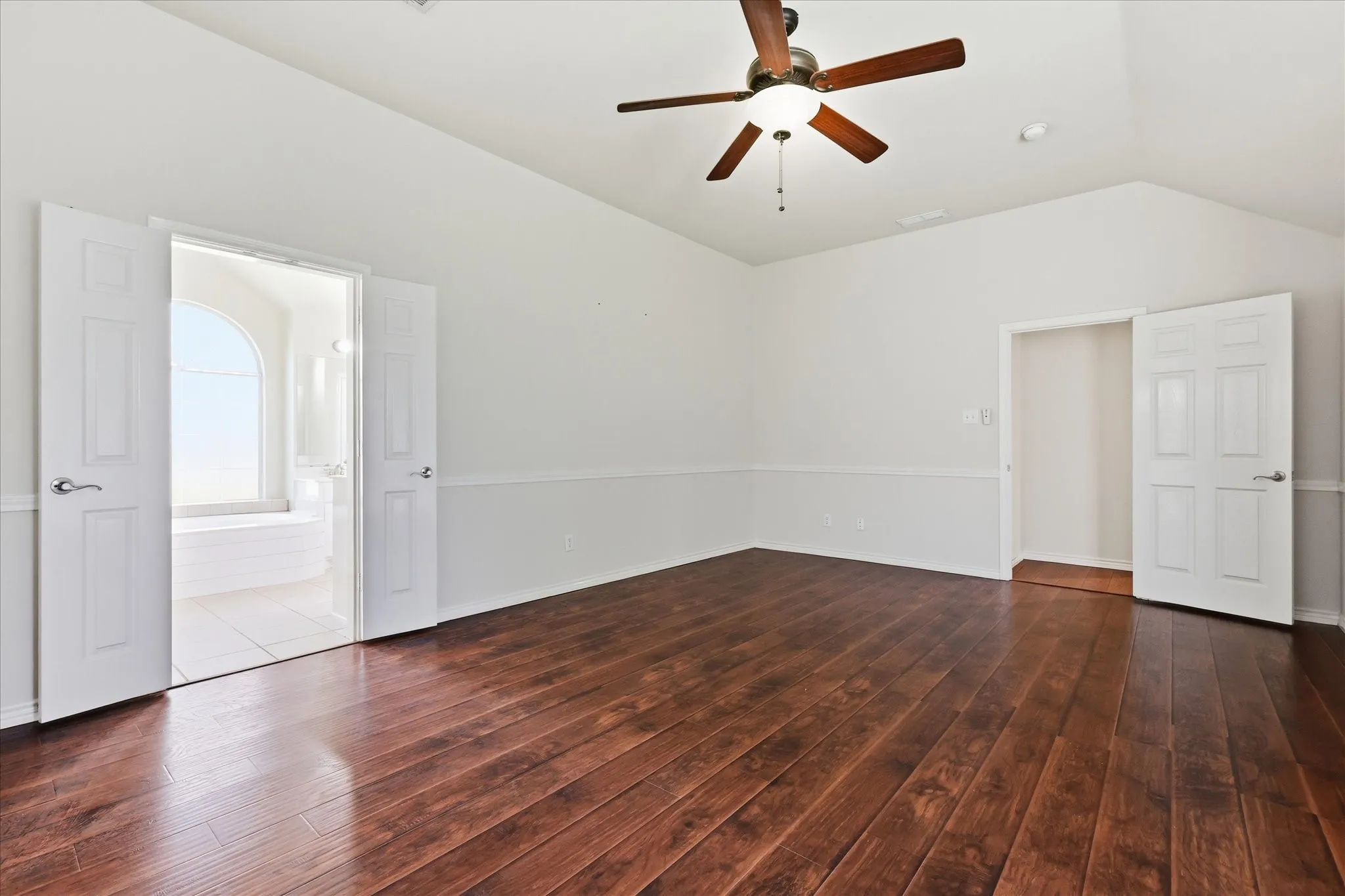 Single Family Residence For Sale in Collin County , 1021 Hyannis Street, Plano, Texas 75094, 4 Bedroom, 2 Bathroom, 2 Garage spaces, 2,401 Sqft, built in 2004, mls#21336527, Real Estate Agent in Plano, Homes For Sale in Collin county, Homes For Sale in Plano, Realtor in Plano Texas, Real Estate Brokerage Independent Realty Texas, Luminita Cordes Realtor