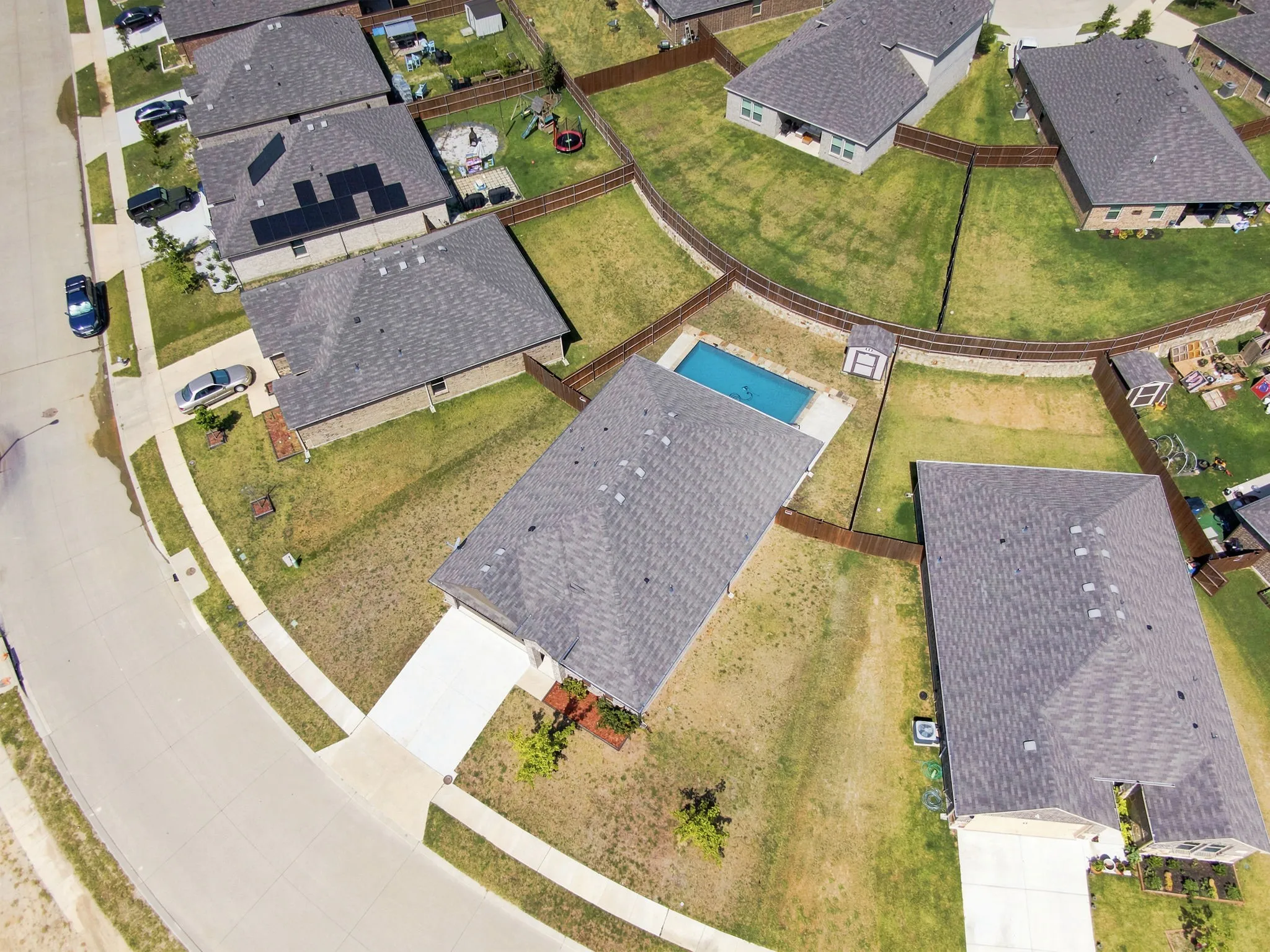 Single Family Residence For Sale in Ellis County , 1100 Canterbury Lane, Ennis, Texas 75119, 4 Bedroom, 2 Bathroom, 2 Garage spaces, 1,699 Sqft, built in 2022, mls#21338121, Real Estate Agent in Ennis, Homes For Sale in Ellis county, Homes For Sale in Ennis, Realtor in Ennis Texas, Real Estate Brokerage Independent Realty Texas, Luminita Cordes Realtor