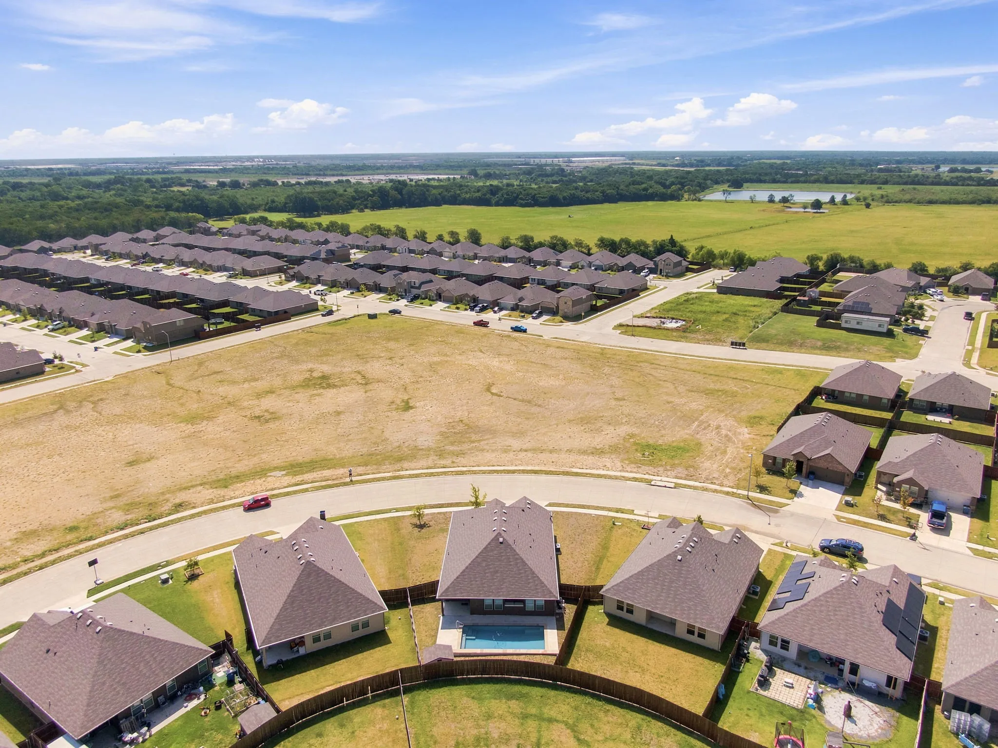 Single Family Residence For Sale in Ellis County , 1100 Canterbury Lane, Ennis, Texas 75119, 4 Bedroom, 2 Bathroom, 2 Garage spaces, 1,699 Sqft, built in 2022, mls#21338121, Real Estate Agent in Ennis, Homes For Sale in Ellis county, Homes For Sale in Ennis, Realtor in Ennis Texas, Real Estate Brokerage Independent Realty Texas, Luminita Cordes Realtor