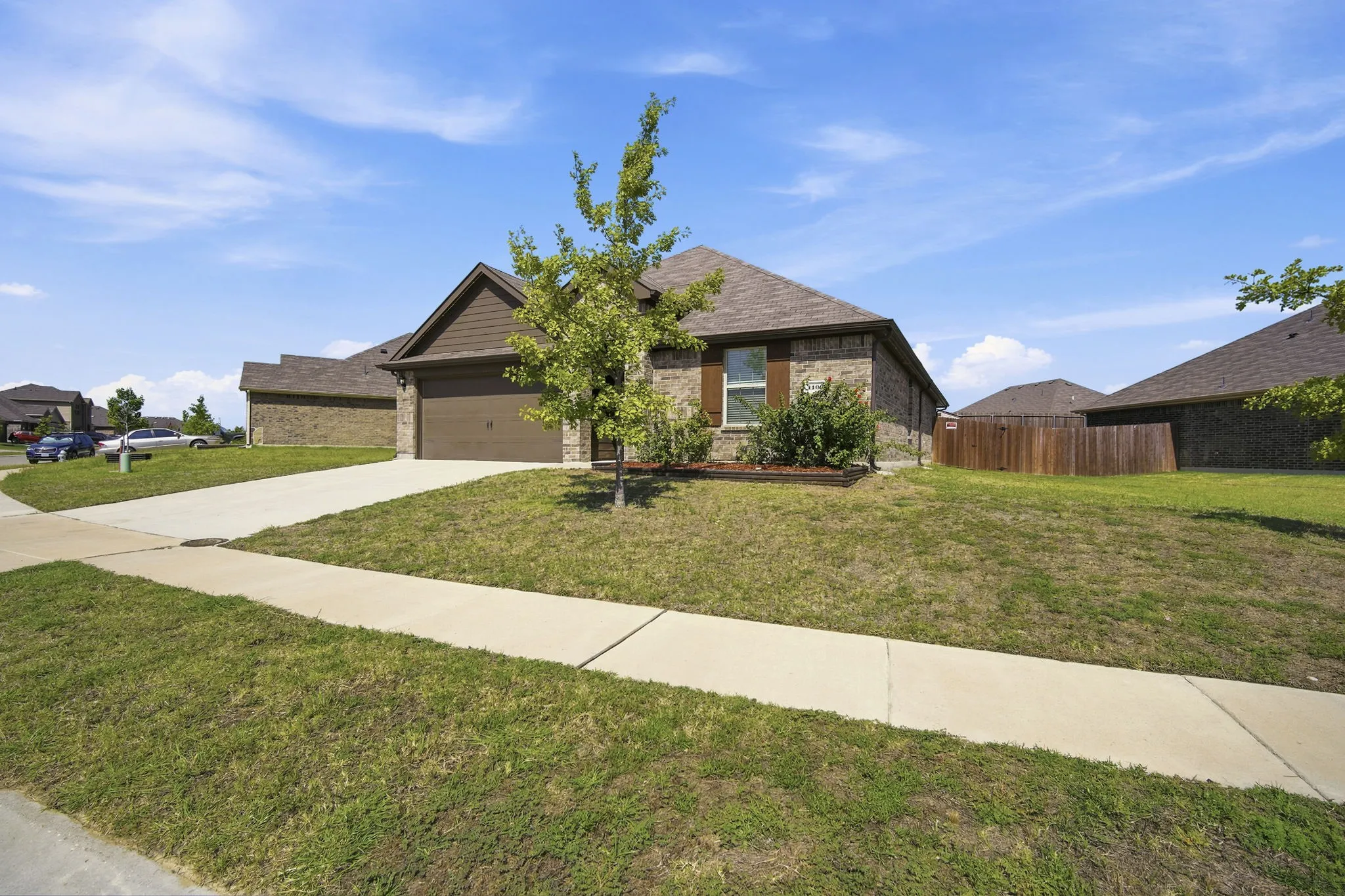 Single Family Residence For Sale in Ellis County , 1100 Canterbury Lane, Ennis, Texas 75119, 4 Bedroom, 2 Bathroom, 2 Garage spaces, 1,699 Sqft, built in 2022, mls#21338121, Real Estate Agent in Ennis, Homes For Sale in Ellis county, Homes For Sale in Ennis, Realtor in Ennis Texas, Real Estate Brokerage Independent Realty Texas, Luminita Cordes Realtor