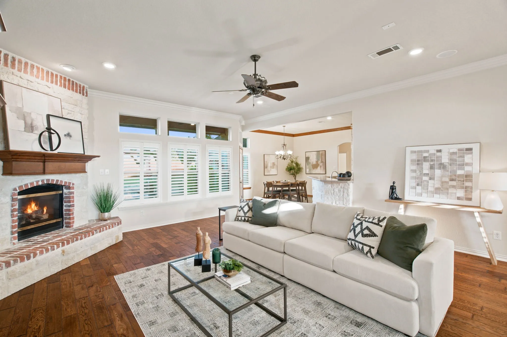 Single Family Residence For Sale in Denton County , 8470 Steeplechase Circle, Argyle, Texas 76226, 4 Bedroom, 4 Bathroom, 3 Garage spaces, 3,626 Sqft, built in 2002, mls#21339313, Real Estate Agent in Argyle, Homes For Sale in Denton county, Homes For Sale in Argyle, Realtor in Argyle Texas, Real Estate Brokerage Independent Realty Texas, Luminita Cordes Realtor