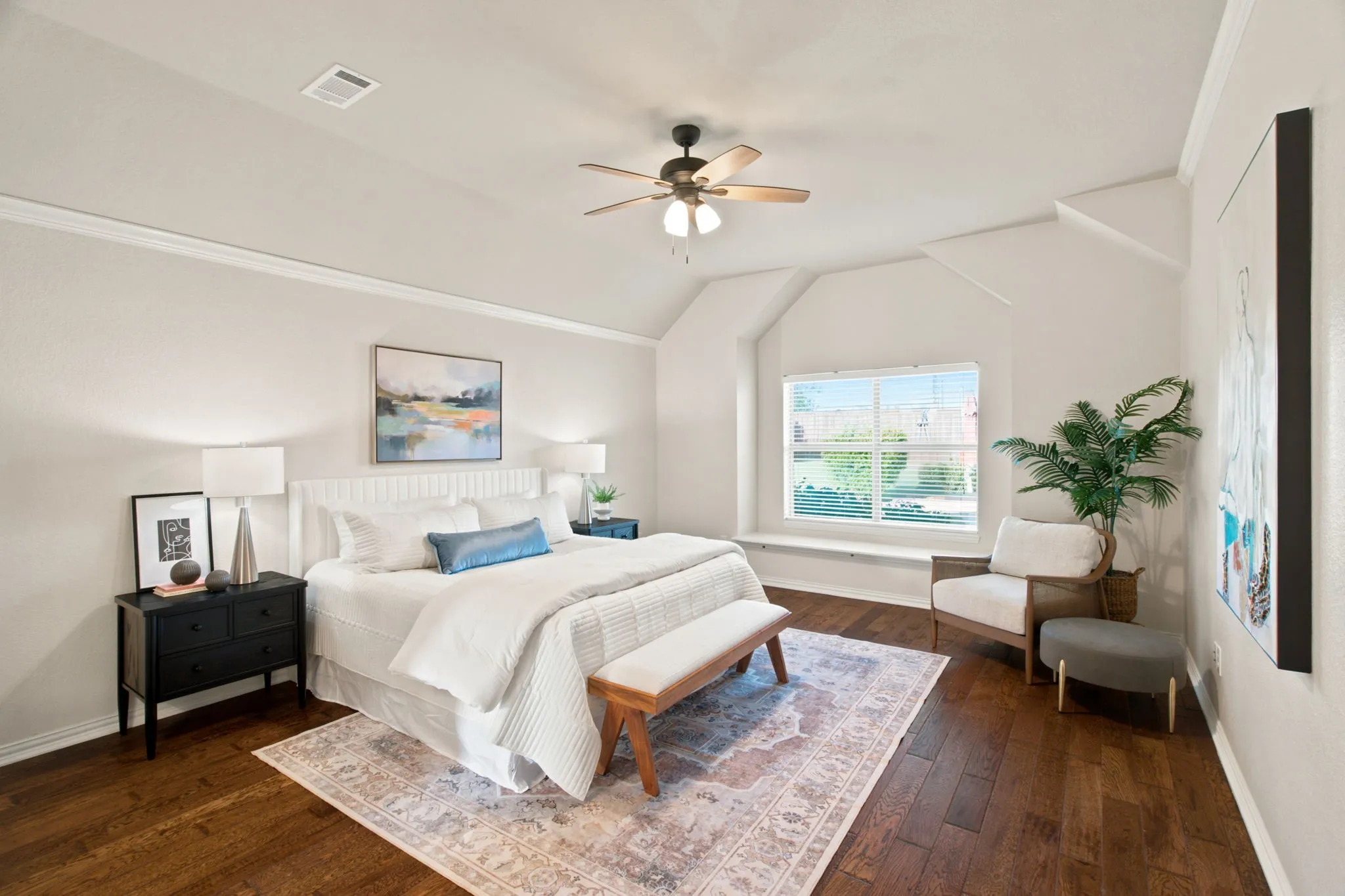 Single Family Residence For Sale in Denton County , 8470 Steeplechase Circle, Argyle, Texas 76226, 4 Bedroom, 4 Bathroom, 3 Garage spaces, 3,626 Sqft, built in 2002, mls#21339313, Real Estate Agent in Argyle, Homes For Sale in Denton county, Homes For Sale in Argyle, Realtor in Argyle Texas, Real Estate Brokerage Independent Realty Texas, Luminita Cordes Realtor