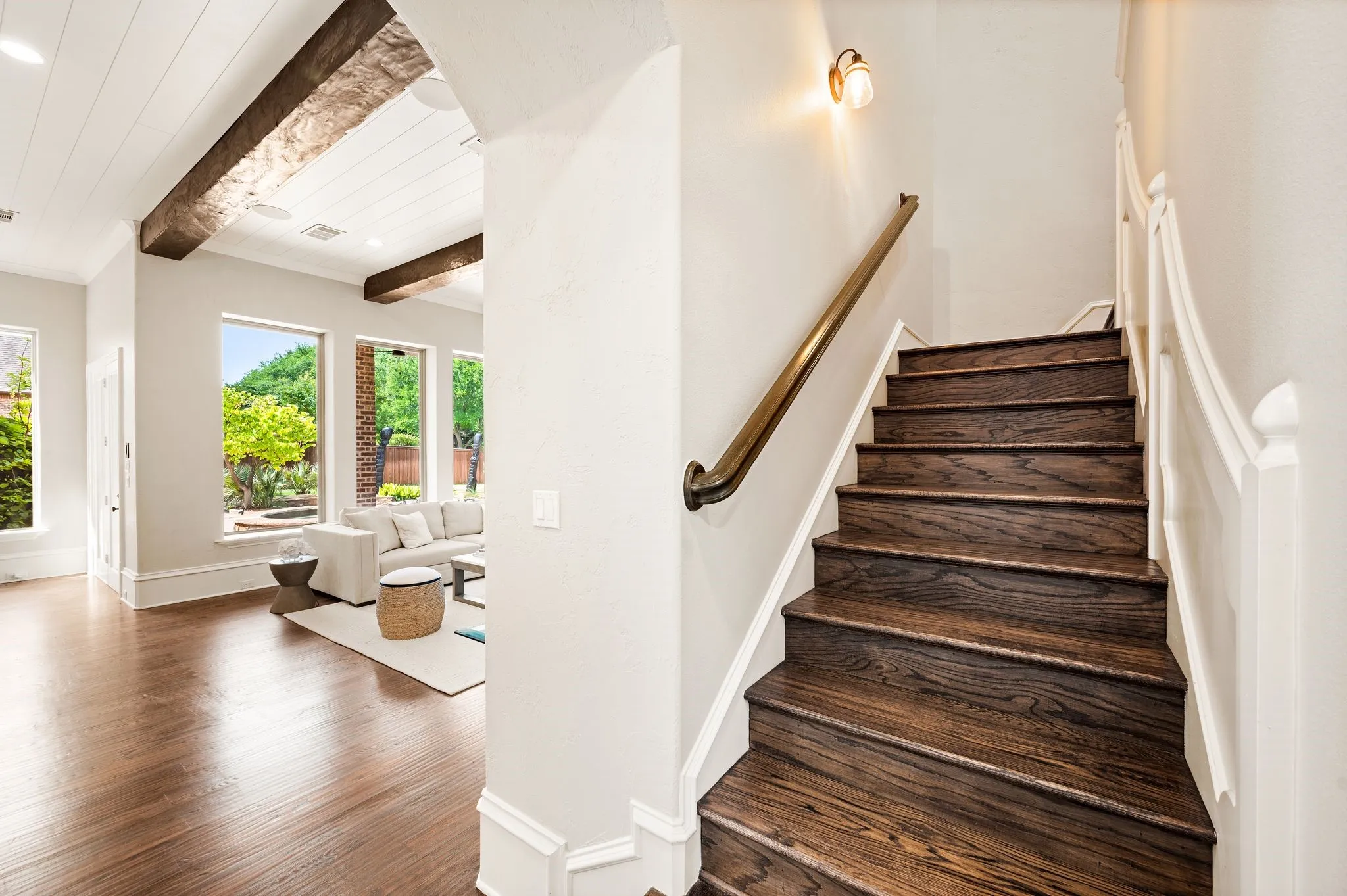 Single Family Residence For Sale in Denton County , 1609 Noble Way, Flower Mound, Texas 75022, 7 Bedroom, 9 Bathroom, 3 Garage spaces, 10,441 Sqft, built in 2005, mls#21338786, Real Estate Agent in Flower Mound, Homes For Sale in Denton county, Homes For Sale in Flower Mound, Realtor in Flower Mound Texas, Real Estate Brokerage Independent Realty Texas, Luminita Cordes Realtor