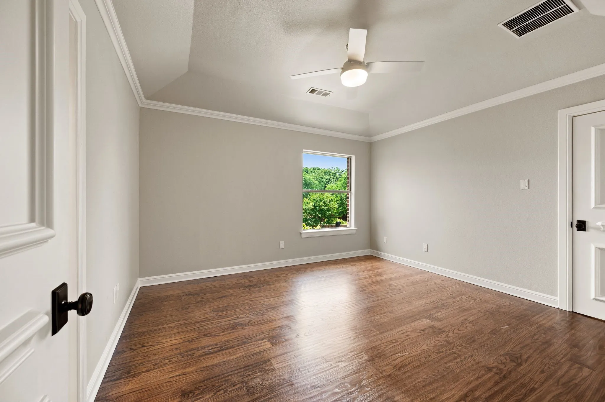Single Family Residence For Sale in Denton County , 1609 Noble Way, Flower Mound, Texas 75022, 7 Bedroom, 9 Bathroom, 3 Garage spaces, 10,441 Sqft, built in 2005, mls#21338786, Real Estate Agent in Flower Mound, Homes For Sale in Denton county, Homes For Sale in Flower Mound, Realtor in Flower Mound Texas, Real Estate Brokerage Independent Realty Texas, Luminita Cordes Realtor