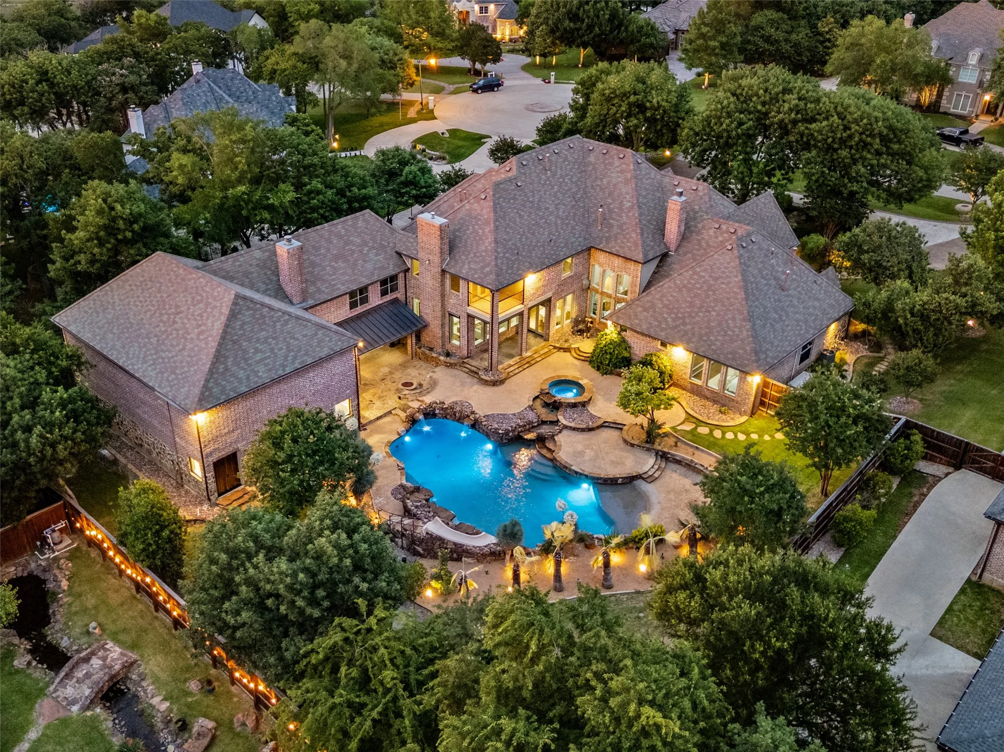 Single Family Residence For Sale in Denton County , 1609 Noble Way, Flower Mound, Texas 75022, 7 Bedroom, 9 Bathroom, 3 Garage spaces, 10,441 Sqft, built in 2005, mls#21338786, Real Estate Agent in Flower Mound, Homes For Sale in Denton county, Homes For Sale in Flower Mound, Realtor in Flower Mound Texas, Real Estate Brokerage Independent Realty Texas, Luminita Cordes Realtor