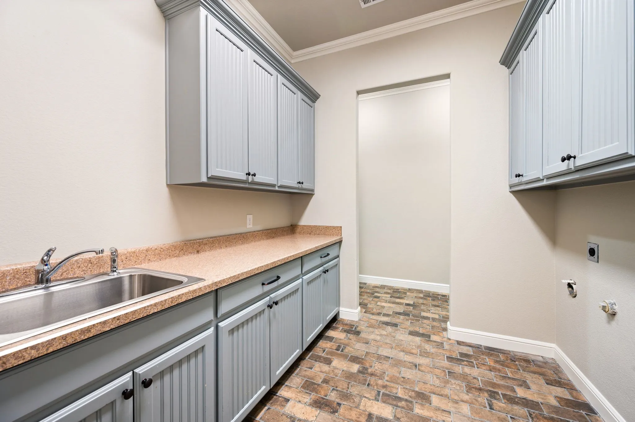 Single Family Residence For Sale in Denton County , 1609 Noble Way, Flower Mound, Texas 75022, 7 Bedroom, 9 Bathroom, 3 Garage spaces, 10,441 Sqft, built in 2005, mls#21338786, Real Estate Agent in Flower Mound, Homes For Sale in Denton county, Homes For Sale in Flower Mound, Realtor in Flower Mound Texas, Real Estate Brokerage Independent Realty Texas, Luminita Cordes Realtor