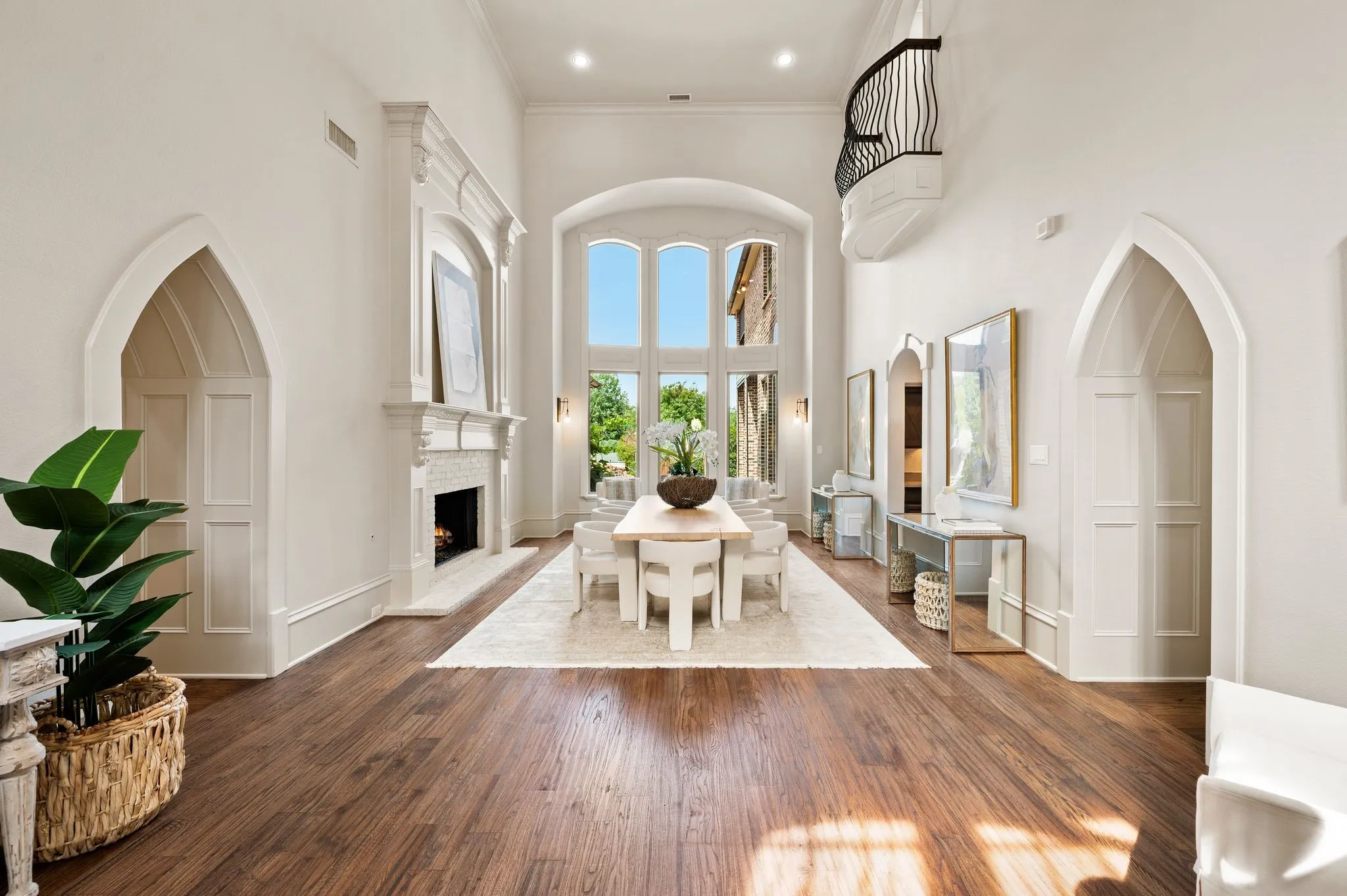 Single Family Residence For Sale in Denton County , 1609 Noble Way, Flower Mound, Texas 75022, 7 Bedroom, 9 Bathroom, 3 Garage spaces, 10,441 Sqft, built in 2005, mls#21338786, Real Estate Agent in Flower Mound, Homes For Sale in Denton county, Homes For Sale in Flower Mound, Realtor in Flower Mound Texas, Real Estate Brokerage Independent Realty Texas, Luminita Cordes Realtor