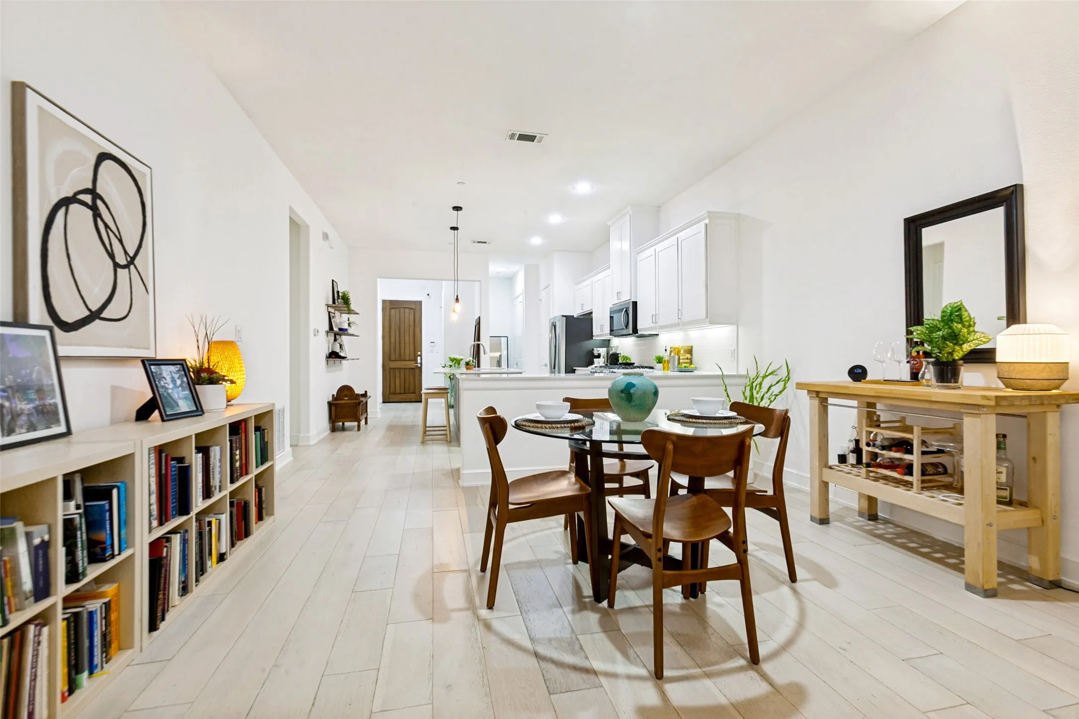 Open living and dining areas!