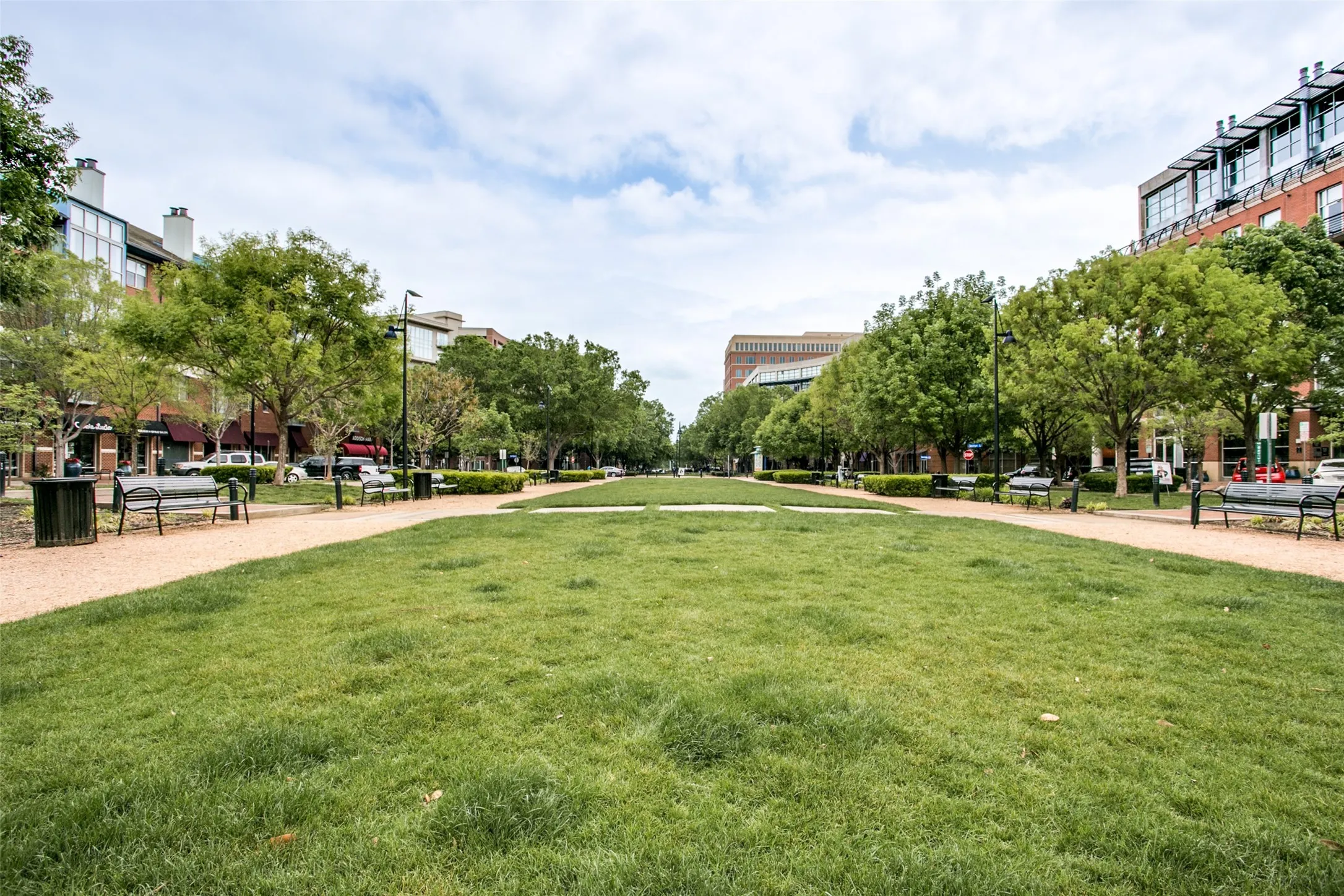 Condominium For Sale in Dallas County , 5015 Meridian Lane 1106, Addison, Texas 75001, 3 Bedroom, 3 Bathroom, 2 Garage spaces, 2,002 Sqft, built in 2016, mls#21339315, Real Estate Agent in Addison, Homes For Sale in Dallas county, Homes For Sale in Addison, Realtor in Addison Texas, Real Estate Brokerage Independent Realty Texas, Luminita Cordes Realtor