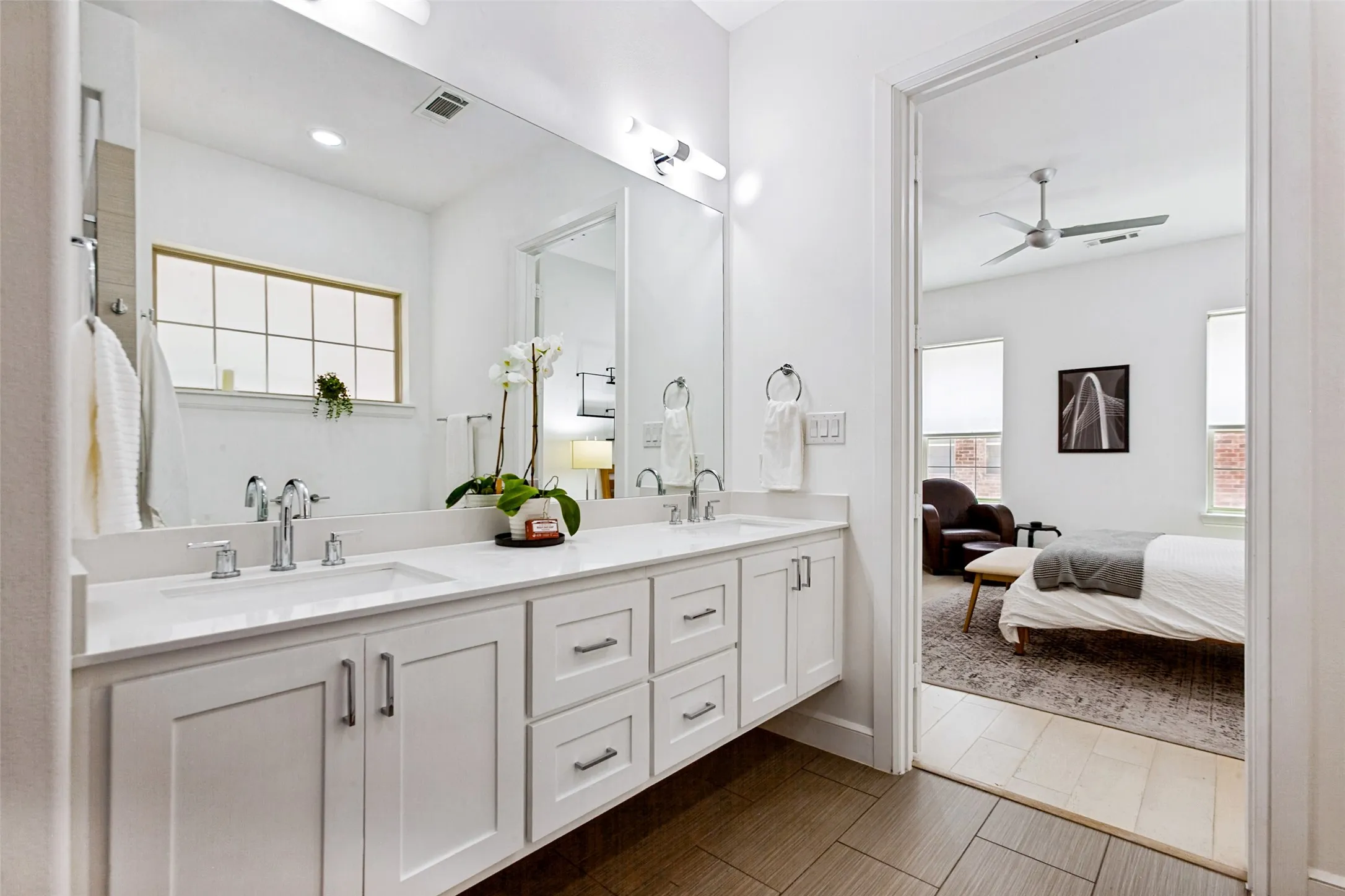 Ensuite primary bath!
