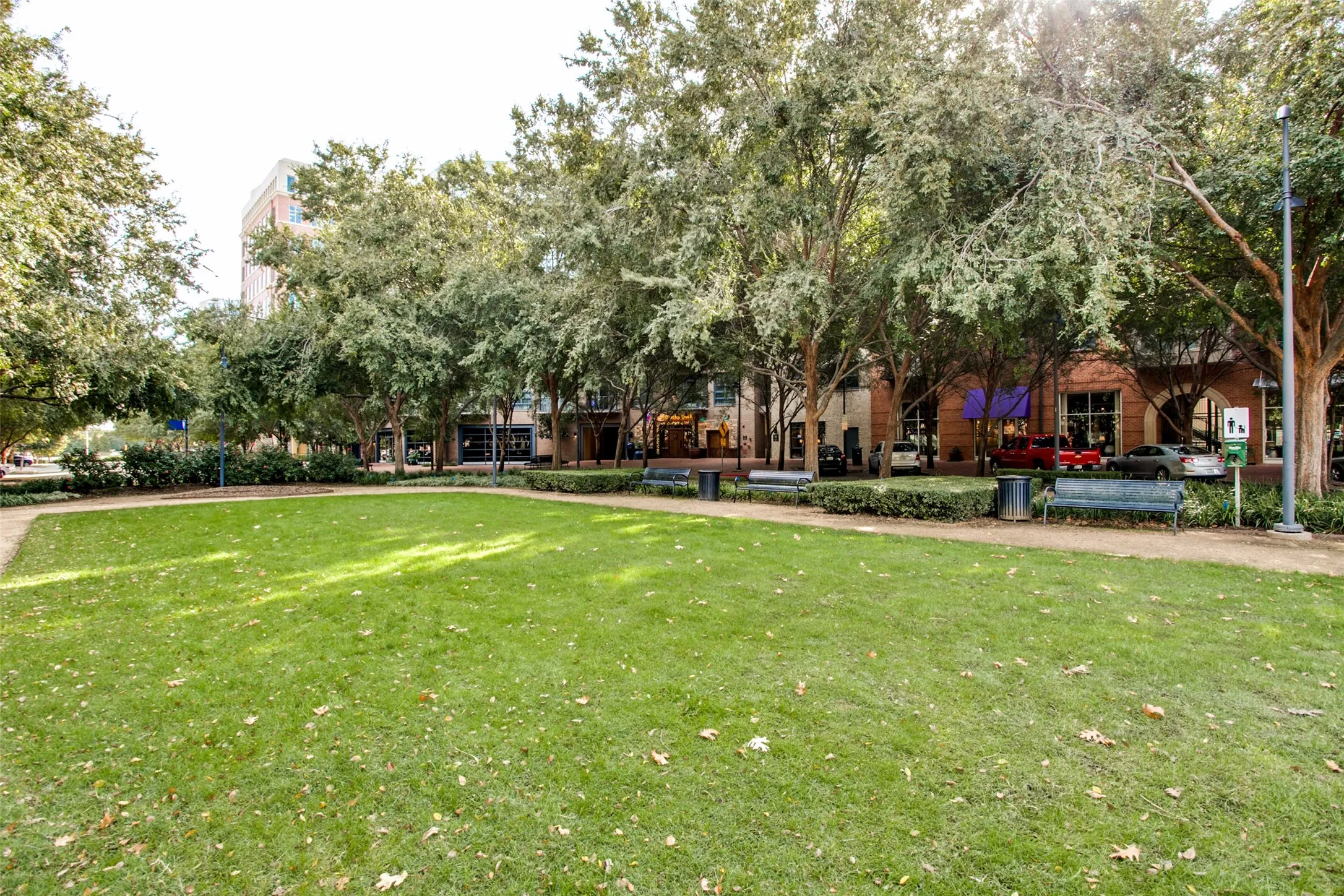 Greenspace within walking distance!