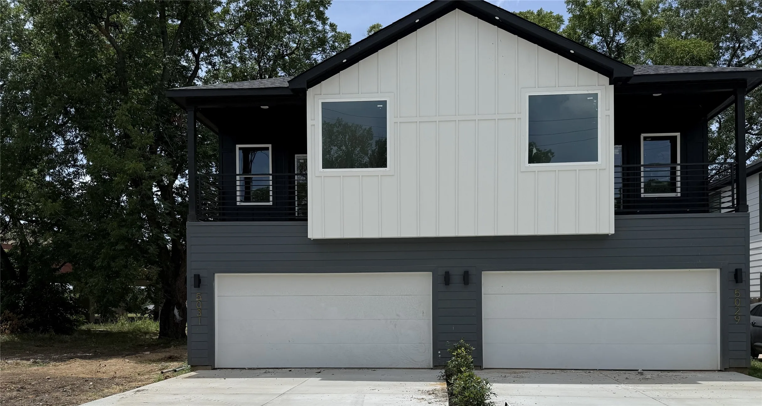 Townhouse For Sale in Dallas County , 5031 Colonial Avenue, Dallas, Texas 75215, 3 Bedroom, 3 Bathroom, 2 Garage spaces, 1,725 Sqft, built in 2026, mls#21339239, Real Estate Agent in Dallas, Homes For Sale in Dallas county, Homes For Sale in Dallas, Realtor in Dallas Texas, Real Estate Brokerage Independent Realty Texas, Luminita Cordes Realtor