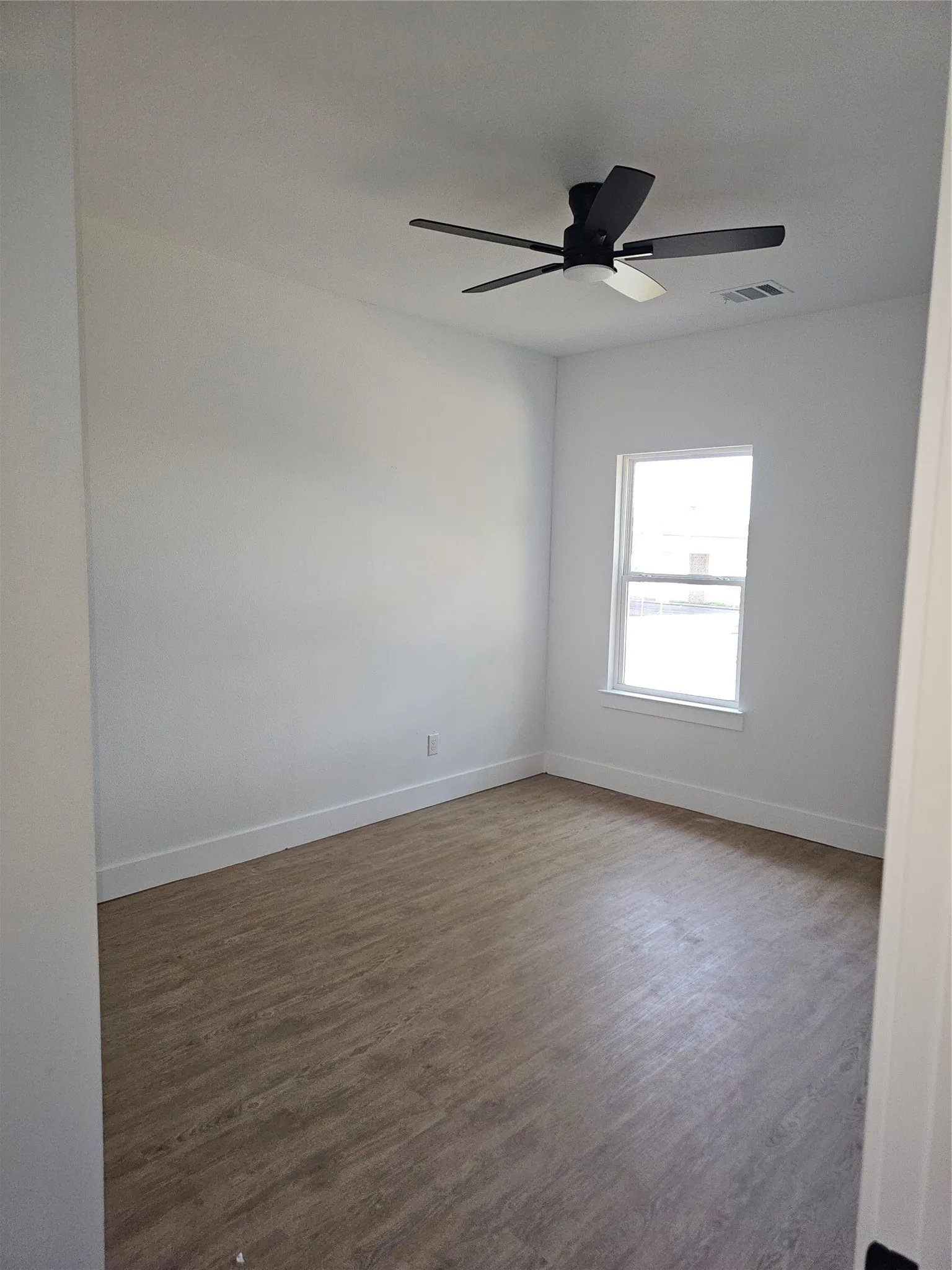 Townhouse For Sale in Dallas County , 5031 Colonial Avenue, Dallas, Texas 75215, 3 Bedroom, 3 Bathroom, 2 Garage spaces, 1,725 Sqft, built in 2026, mls#21339239, Real Estate Agent in Dallas, Homes For Sale in Dallas county, Homes For Sale in Dallas, Realtor in Dallas Texas, Real Estate Brokerage Independent Realty Texas, Luminita Cordes Realtor