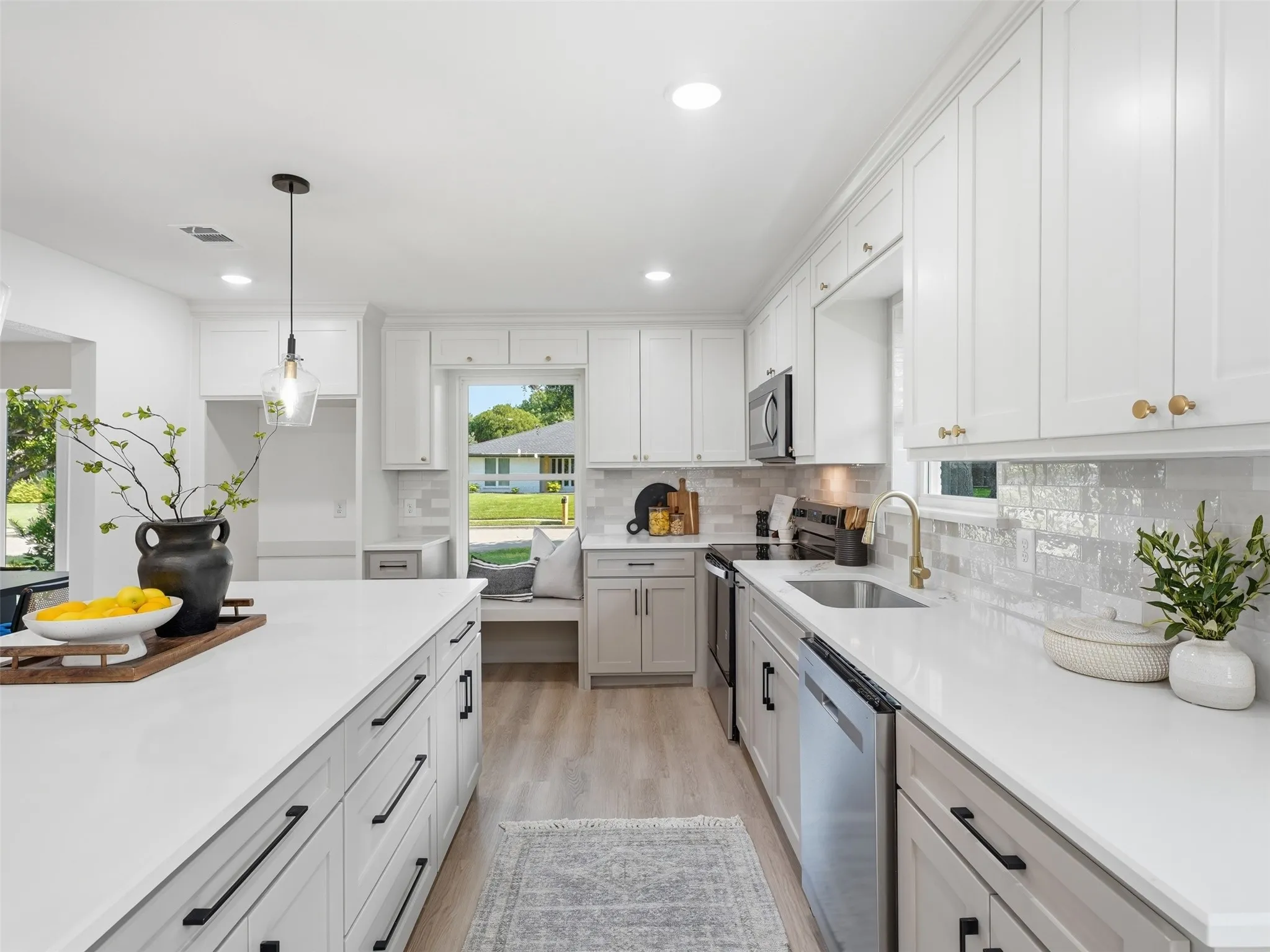 Single Family Residence For Sale in Collin County , 2369 Claridge Circle, Plano, Texas 75075, 4 Bedroom, 3 Bathroom, 2 Garage spaces, 2,356 Sqft, built in 1973, mls#21339343, Real Estate Agent in Plano, Homes For Sale in Collin county, Homes For Sale in Plano, Realtor in Plano Texas, Real Estate Brokerage Independent Realty Texas, Luminita Cordes Realtor