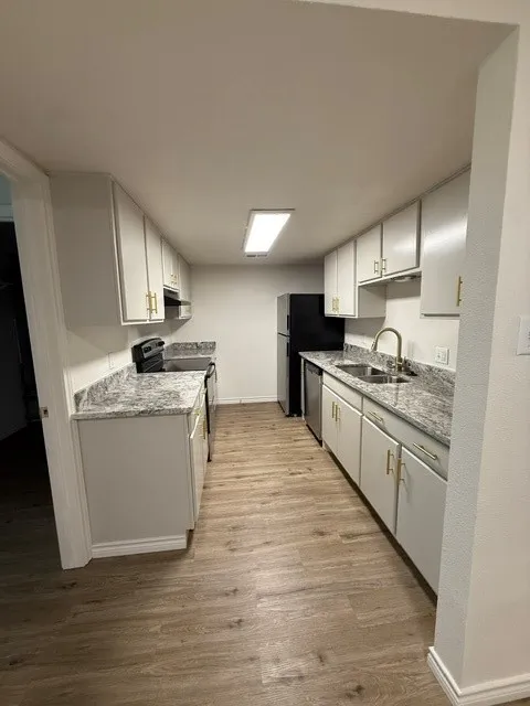 Apartment For Rent in Hood County , 1505 W Pearl Street 15, Granbury, Texas 76048, 2 Bedroom, 2 Bathroom, Garage spaces, 1,170 Sqft, built in 1977, mls#21339352, Real Estate Agent in Granbury, Homes For Rent in Hood county, Homes For Rent in Granbury, Realtor in Granbury Texas, Real Estate Brokerage Independent Realty Texas, Luminita Cordes Realtor