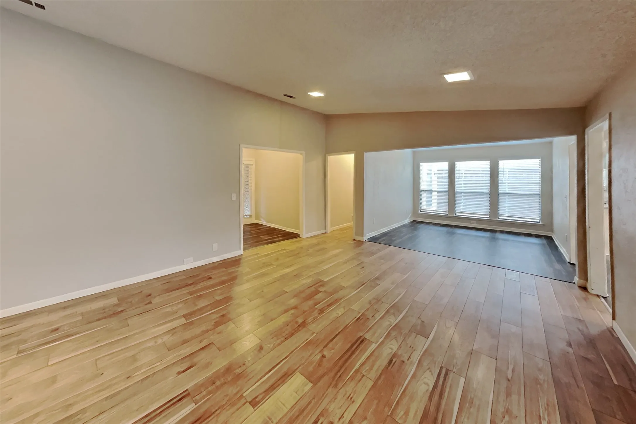 Single Family Residence For Rent in Collin County , 1809 Geneva Lane, Plano, Texas 75075, 3 Bedroom, 2 Bathroom, 2 Garage spaces, 2,080 Sqft, built in 1981, mls#21339328, Real Estate Agent in Plano, Homes For Rent in Collin county, Homes For Rent in Plano, Realtor in Plano Texas, Real Estate Brokerage Independent Realty Texas, Luminita Cordes Realtor