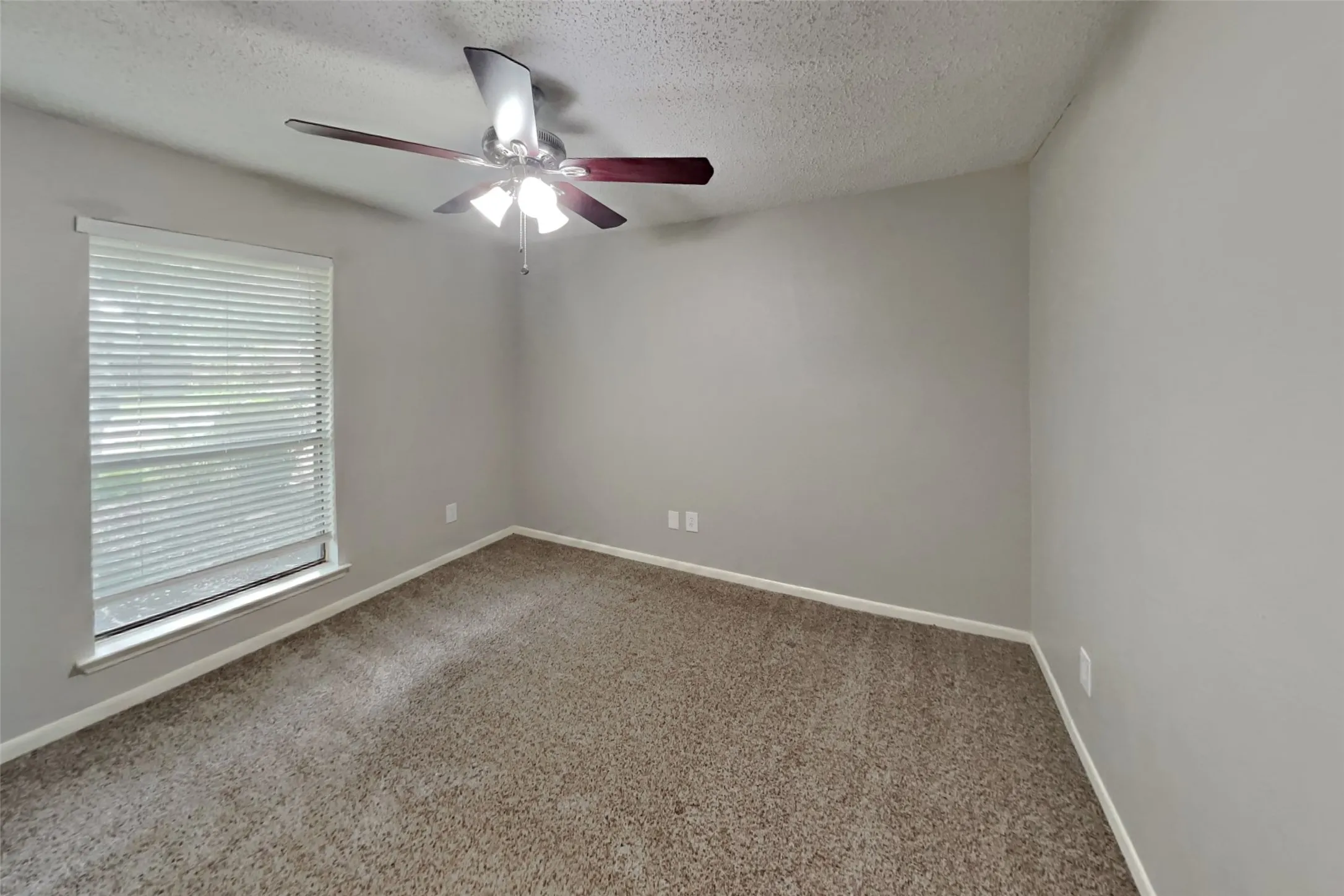 Single Family Residence For Rent in Collin County , 1809 Geneva Lane, Plano, Texas 75075, 3 Bedroom, 2 Bathroom, 2 Garage spaces, 2,080 Sqft, built in 1981, mls#21339328, Real Estate Agent in Plano, Homes For Rent in Collin county, Homes For Rent in Plano, Realtor in Plano Texas, Real Estate Brokerage Independent Realty Texas, Luminita Cordes Realtor