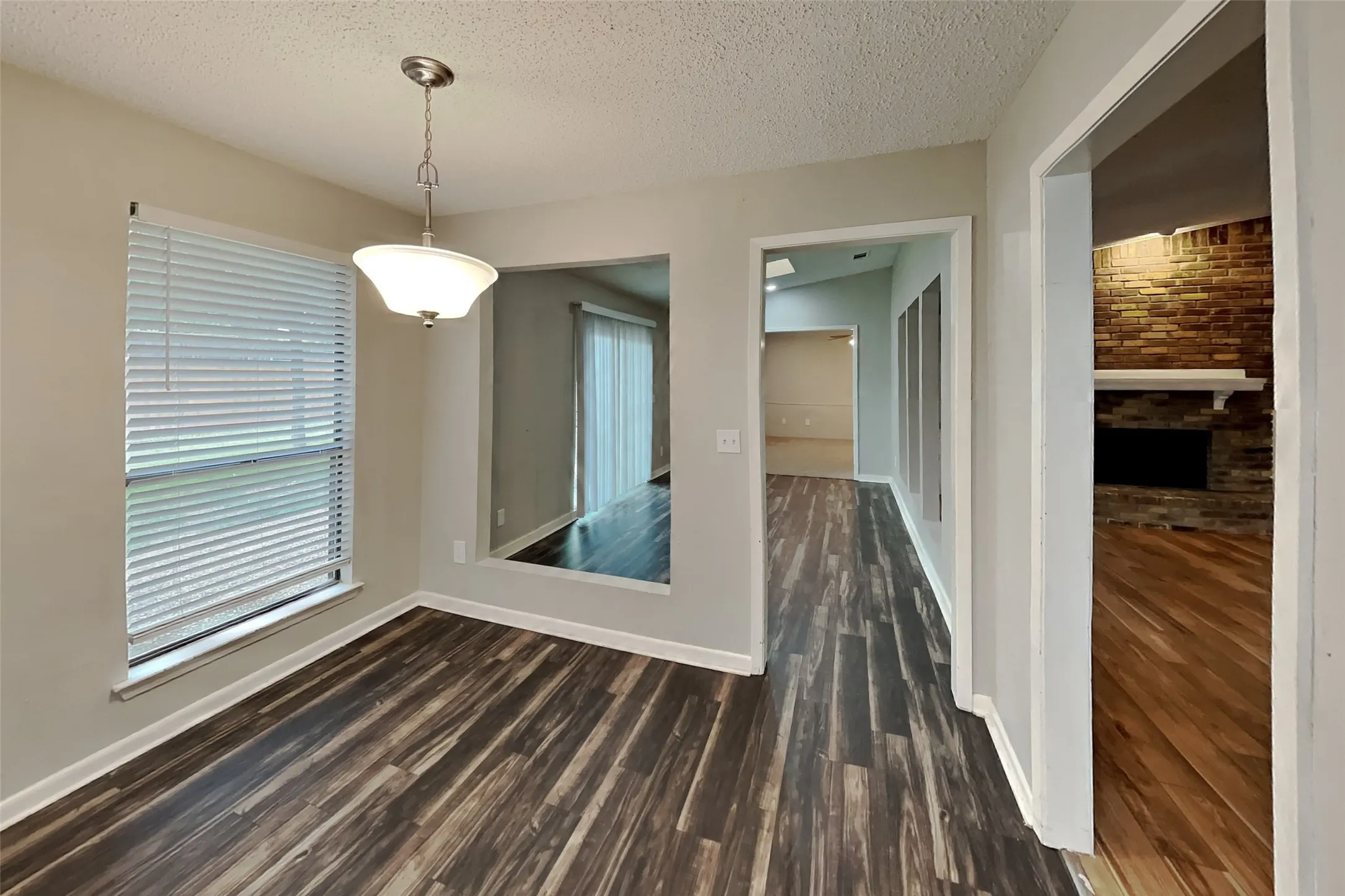 Single Family Residence For Rent in Collin County , 1809 Geneva Lane, Plano, Texas 75075, 3 Bedroom, 2 Bathroom, 2 Garage spaces, 2,080 Sqft, built in 1981, mls#21339328, Real Estate Agent in Plano, Homes For Rent in Collin county, Homes For Rent in Plano, Realtor in Plano Texas, Real Estate Brokerage Independent Realty Texas, Luminita Cordes Realtor