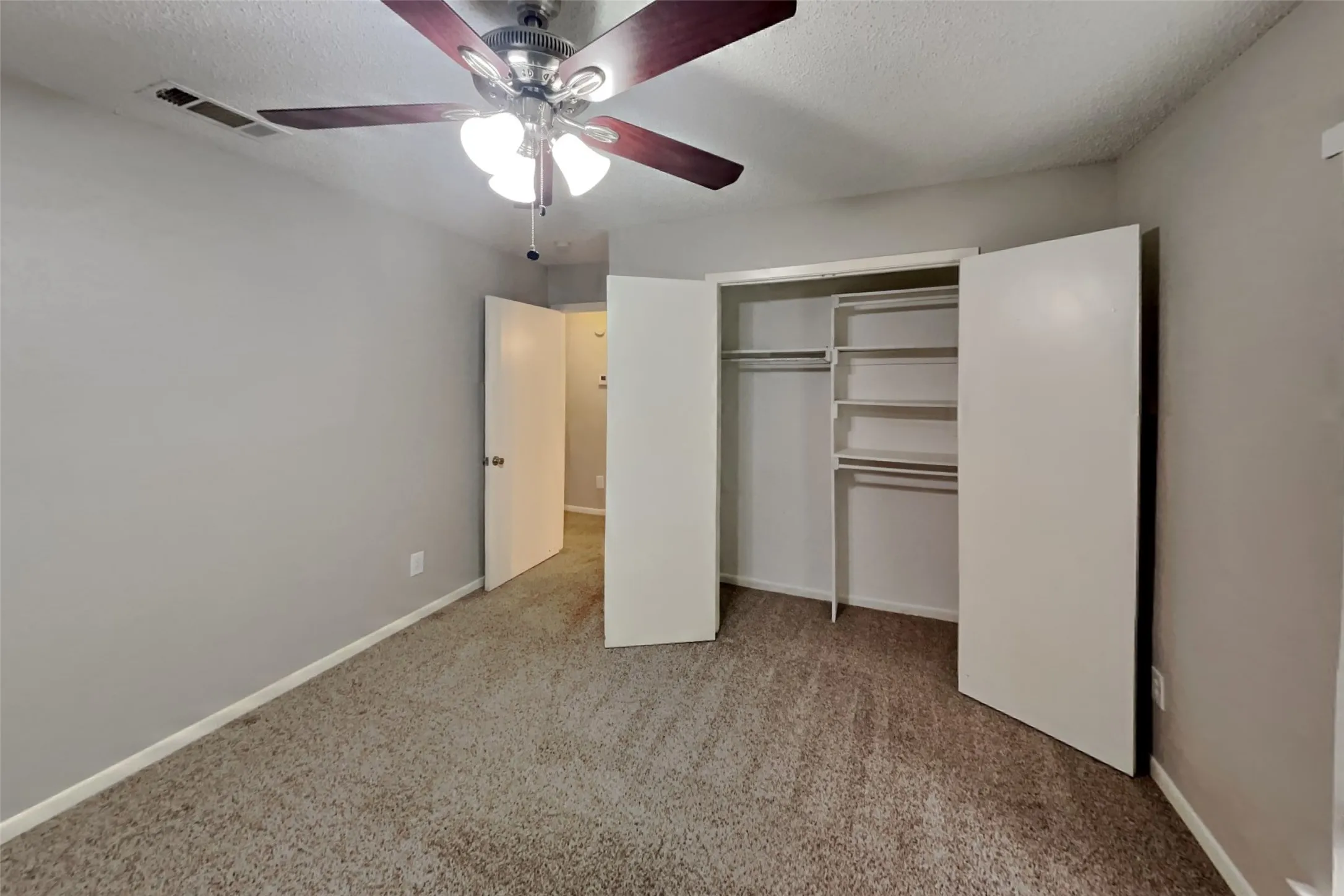 Single Family Residence For Rent in Collin County , 1809 Geneva Lane, Plano, Texas 75075, 3 Bedroom, 2 Bathroom, 2 Garage spaces, 2,080 Sqft, built in 1981, mls#21339328, Real Estate Agent in Plano, Homes For Rent in Collin county, Homes For Rent in Plano, Realtor in Plano Texas, Real Estate Brokerage Independent Realty Texas, Luminita Cordes Realtor