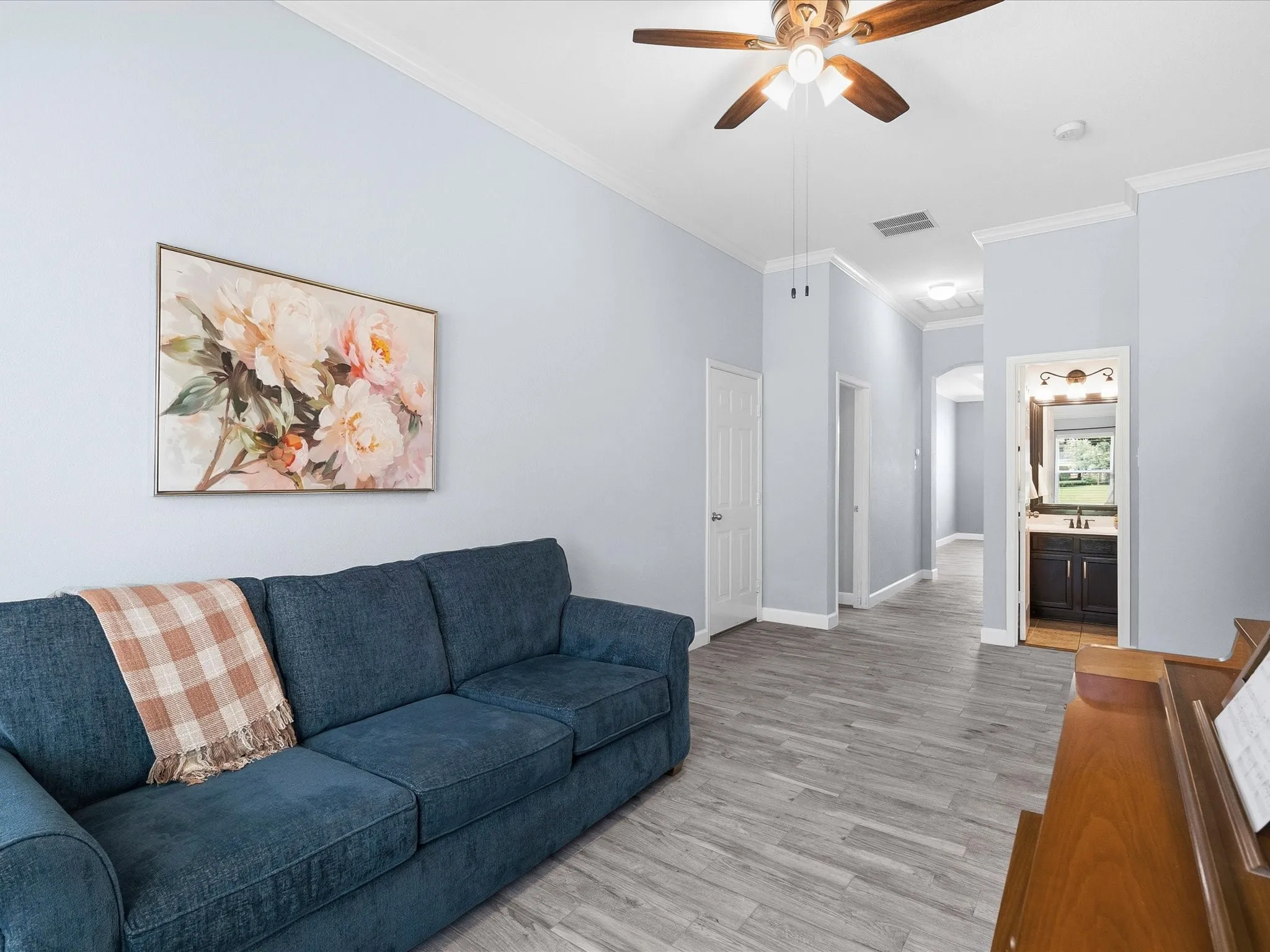 Single Family Residence For Sale in Tarrant County , 5845 Lamb Creek Drive, Fort Worth, Texas 76179, 4 Bedroom, 2 Bathroom, 2 Garage spaces, 2,487 Sqft, built in 2005, mls#21338931, Real Estate Agent in Fort Worth, Homes For Sale in Tarrant county, Homes For Sale in Fort Worth, Realtor in Fort Worth Texas, Real Estate Brokerage Independent Realty Texas, Luminita Cordes Realtor
