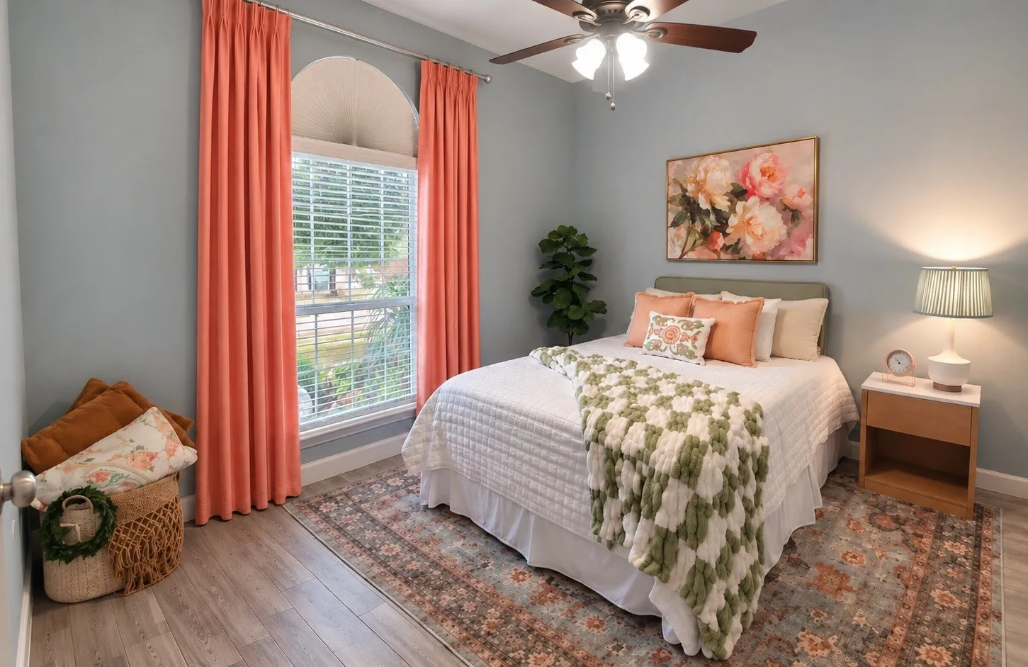 Single Family Residence For Sale in Tarrant County , 5845 Lamb Creek Drive, Fort Worth, Texas 76179, 4 Bedroom, 2 Bathroom, 2 Garage spaces, 2,487 Sqft, built in 2005, mls#21338931, Real Estate Agent in Fort Worth, Homes For Sale in Tarrant county, Homes For Sale in Fort Worth, Realtor in Fort Worth Texas, Real Estate Brokerage Independent Realty Texas, Luminita Cordes Realtor