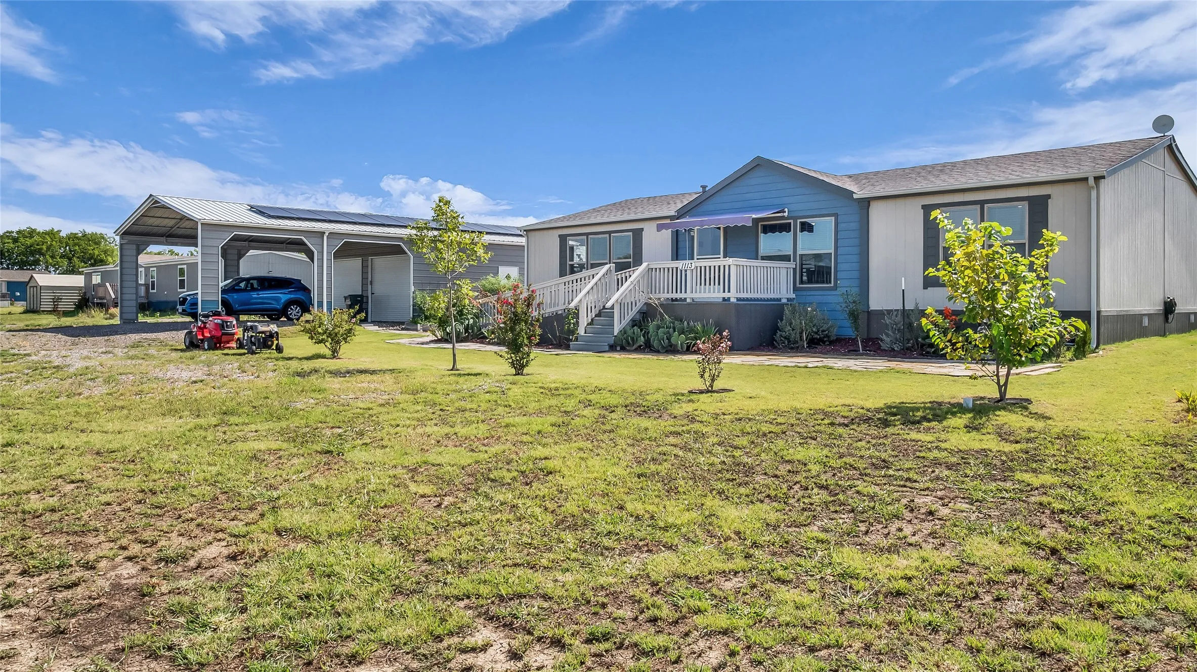 Manufactured Home For Sale in Grayson County , 1113 Caroline Court, Howe, Texas 75459, 3 Bedroom, 2 Bathroom, 2 Garage spaces, 1,628 Sqft, built in 2023, mls#21335469, Real Estate Agent in Howe, Homes For Sale in Grayson county, Homes For Sale in Howe, Realtor in Howe Texas, Real Estate Brokerage Independent Realty Texas, Luminita Cordes Realtor