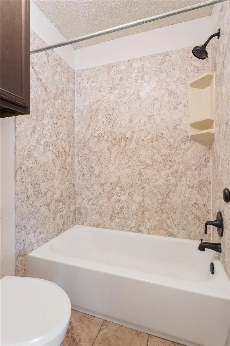 Condominium For Sale in Mc Lennan County , 1325 Speight Avenue, Waco, Texas 76706, 2 Bedrooms, 3 Bathrooms, Garage spaces, 1,143 Sqft, built in 1984, Price $145,000, mls#21336766, Real Estate Agent in Waco, Homes For Sale in Mc Lennan county, Homes For Sale in Waco, Realtor in Waco Texas, Real Estate Brokerage Independent Realty Texas, Luminita Cordes Realtor